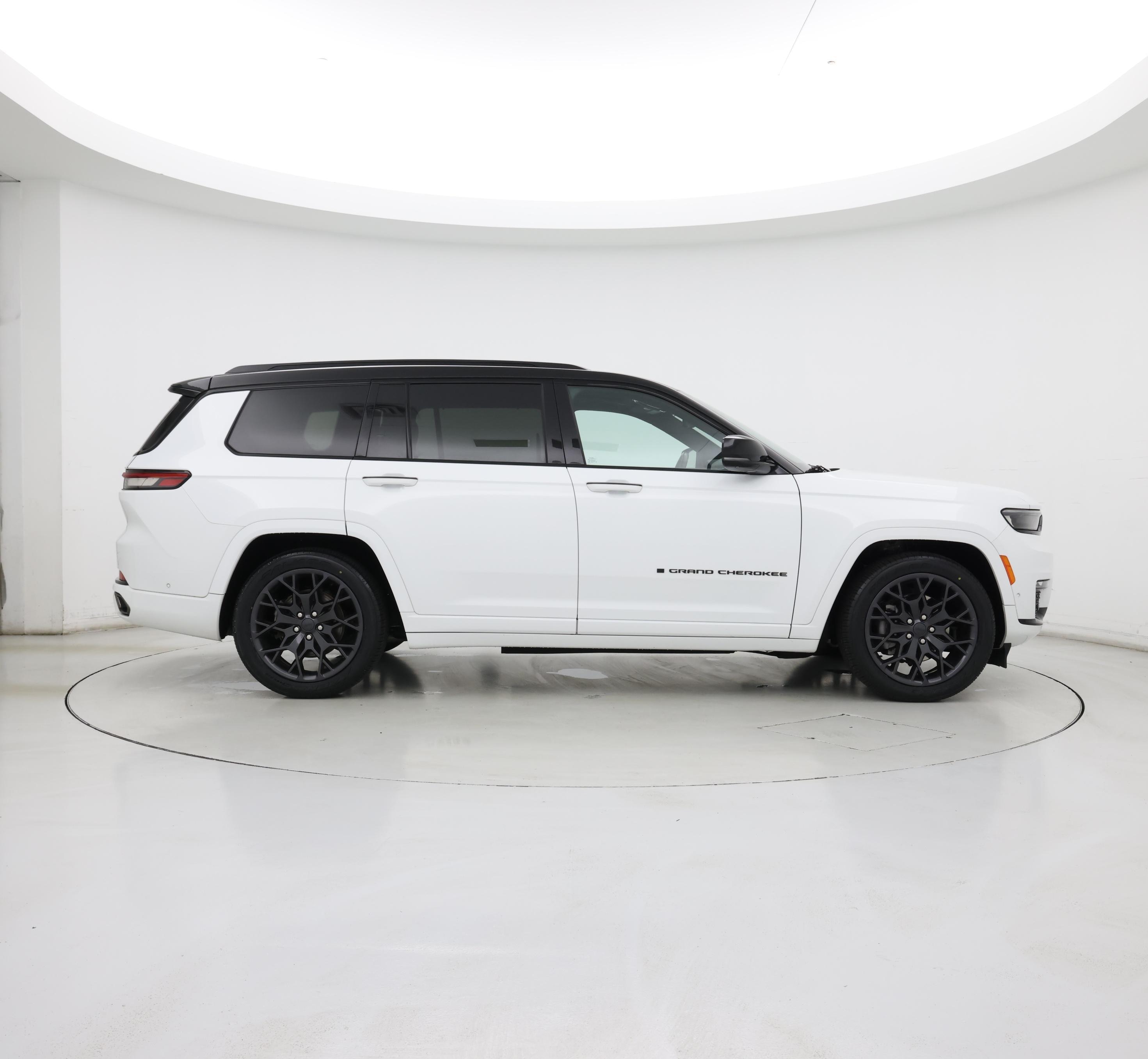 Thumbnail: 2023 Jeep Grand Cherokee L - 7