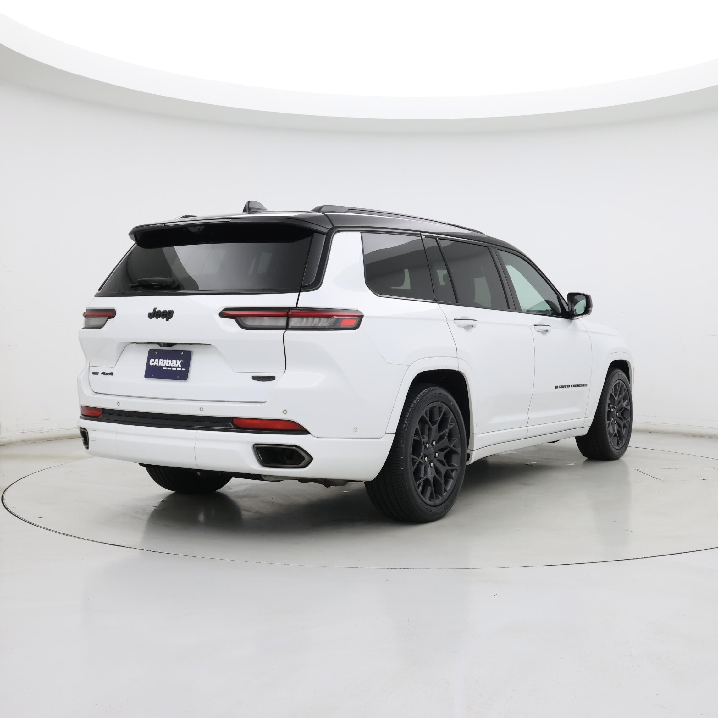 Thumbnail: 2023 Jeep Grand Cherokee L - 8