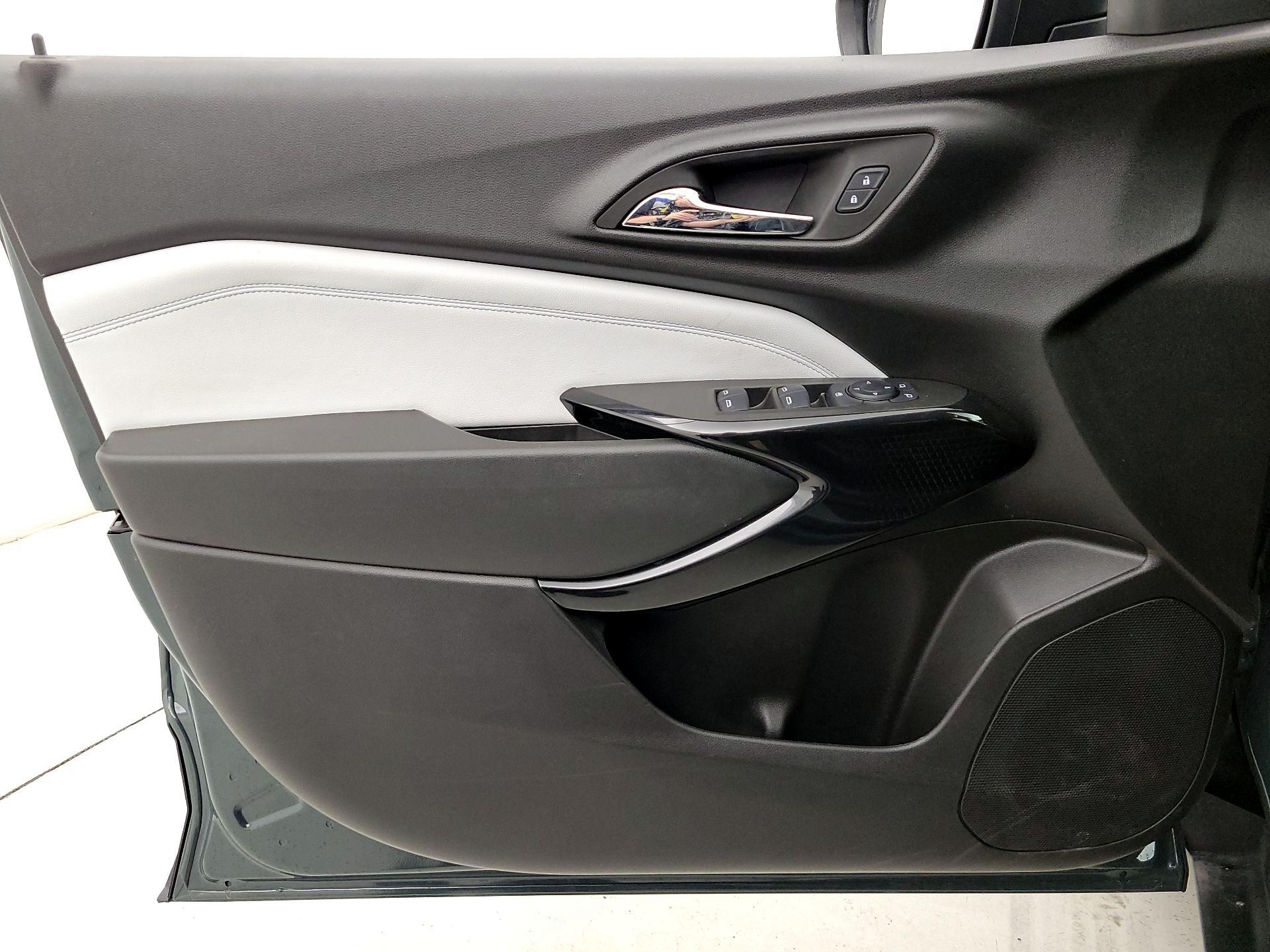Thumbnail: 2025 Chevrolet Trax - 12