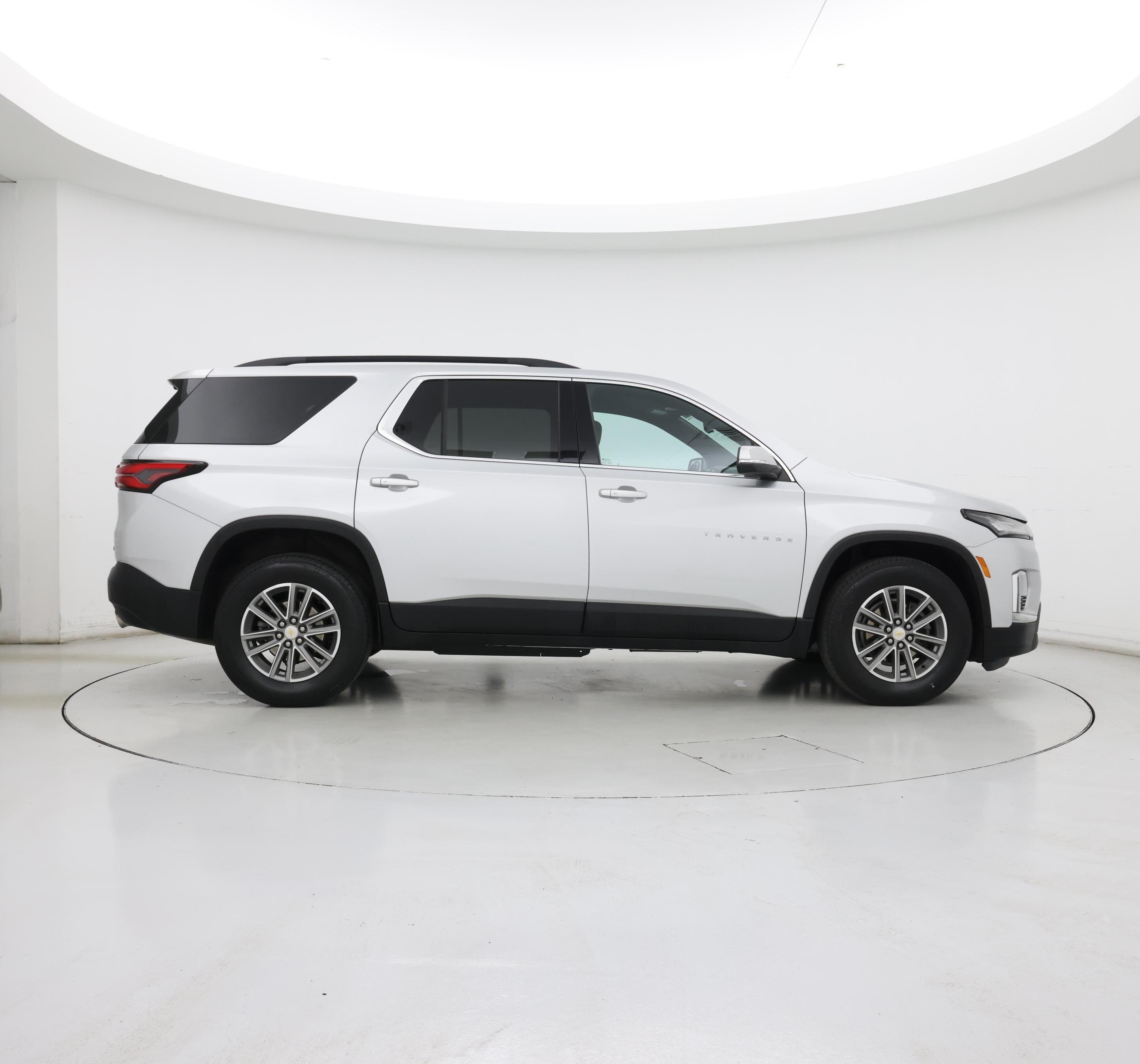Thumbnail: 2022 Chevrolet Traverse - 7