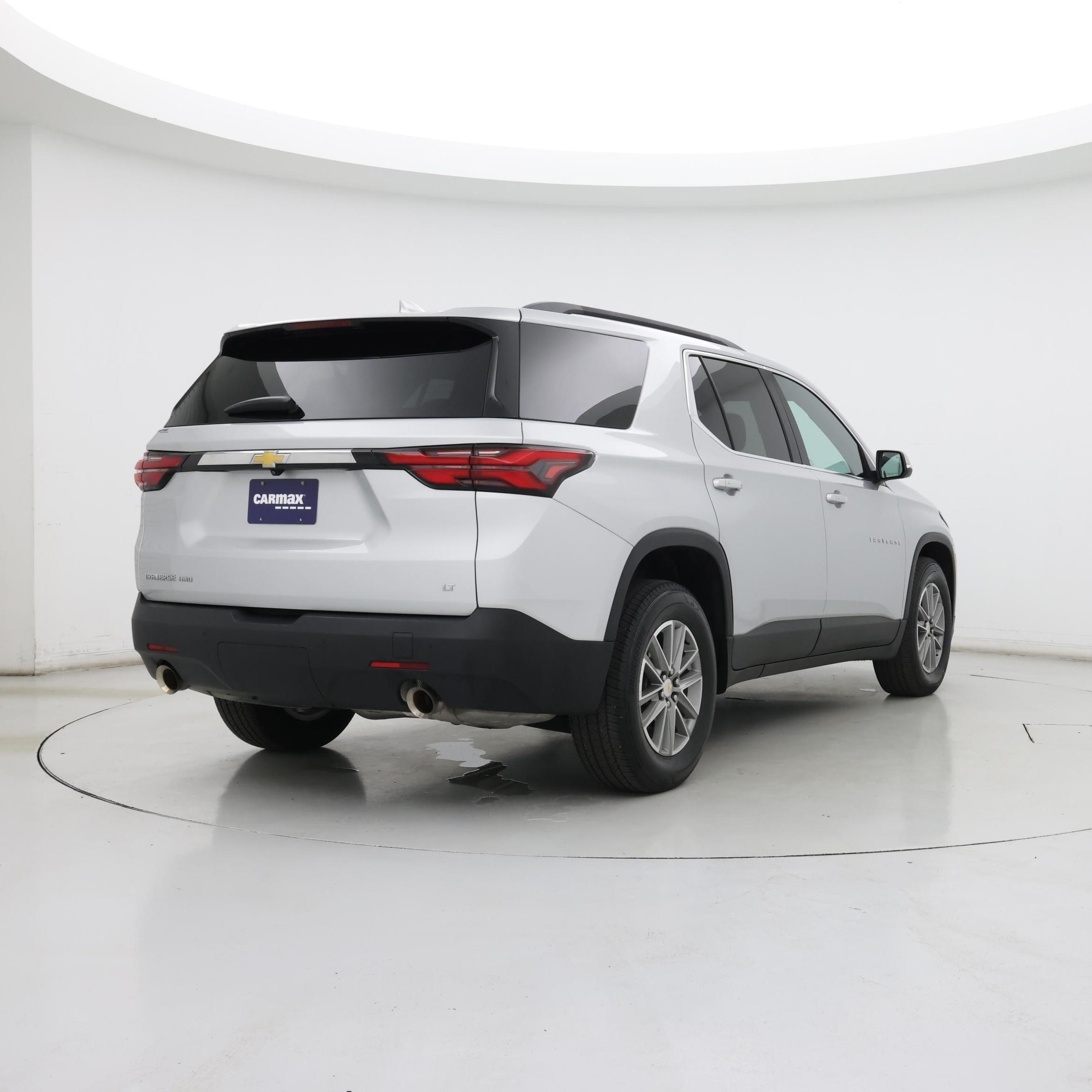 Thumbnail: 2022 Chevrolet Traverse - 8