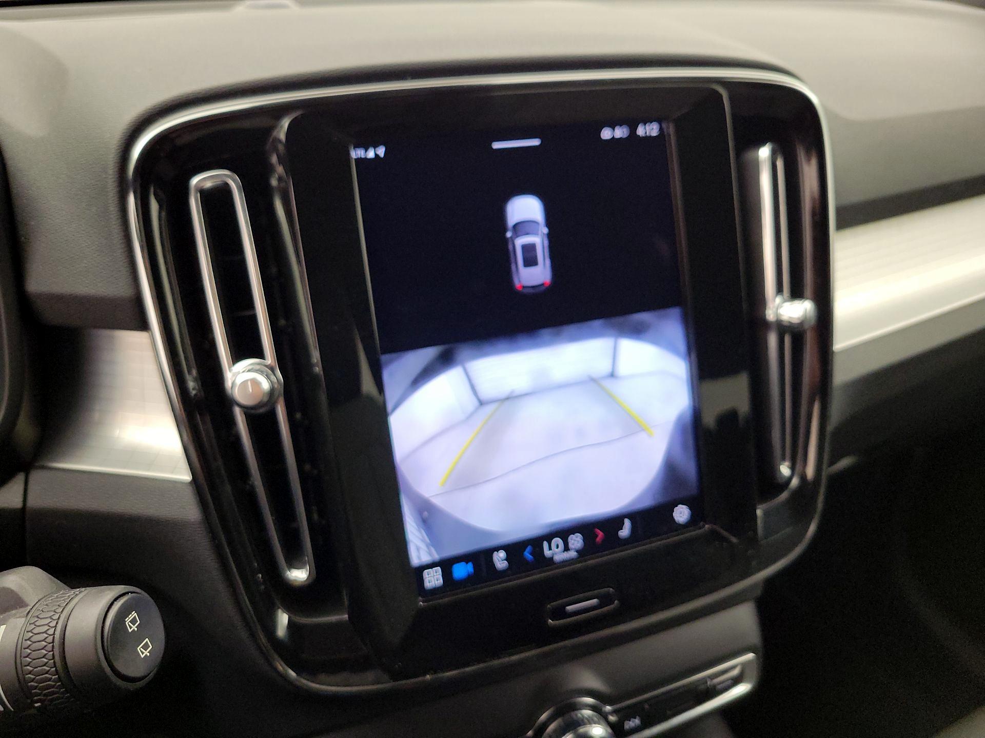 Thumbnail: 2024 Volvo XC40 - 15