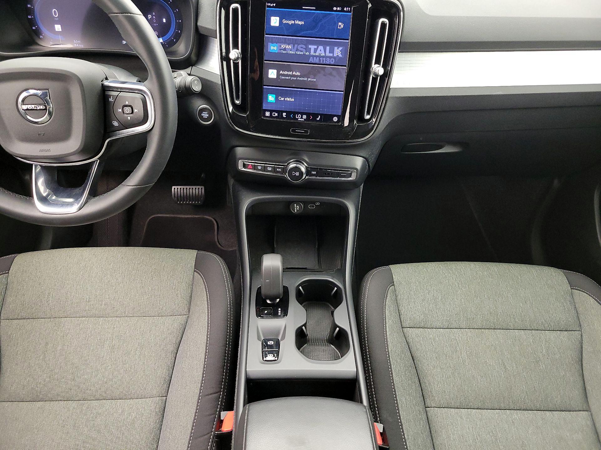 Thumbnail: 2024 Volvo XC40 - 18