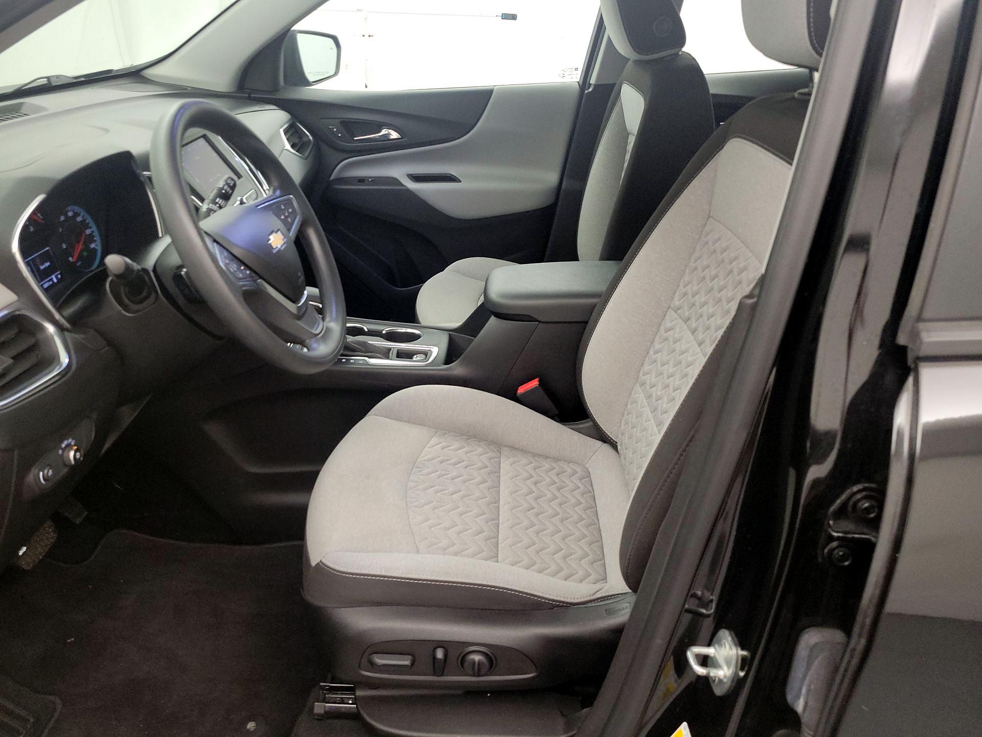 Thumbnail: 2022 Chevrolet Equinox - 11