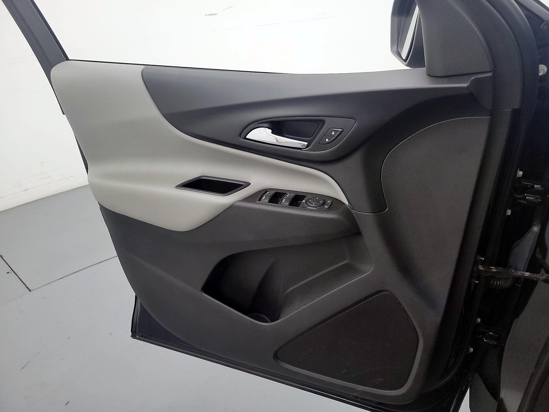 Thumbnail: 2022 Chevrolet Equinox - 12