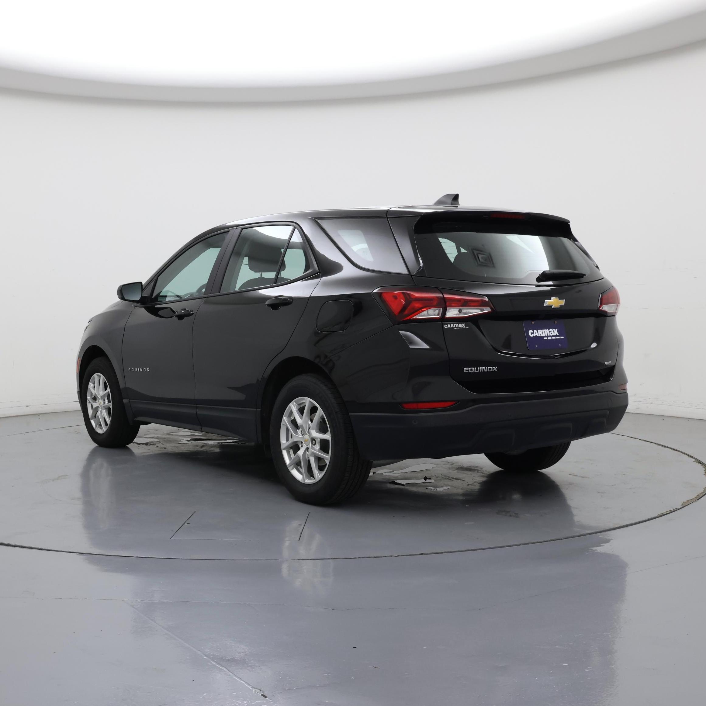 Thumbnail: 2022 Chevrolet Equinox - 2