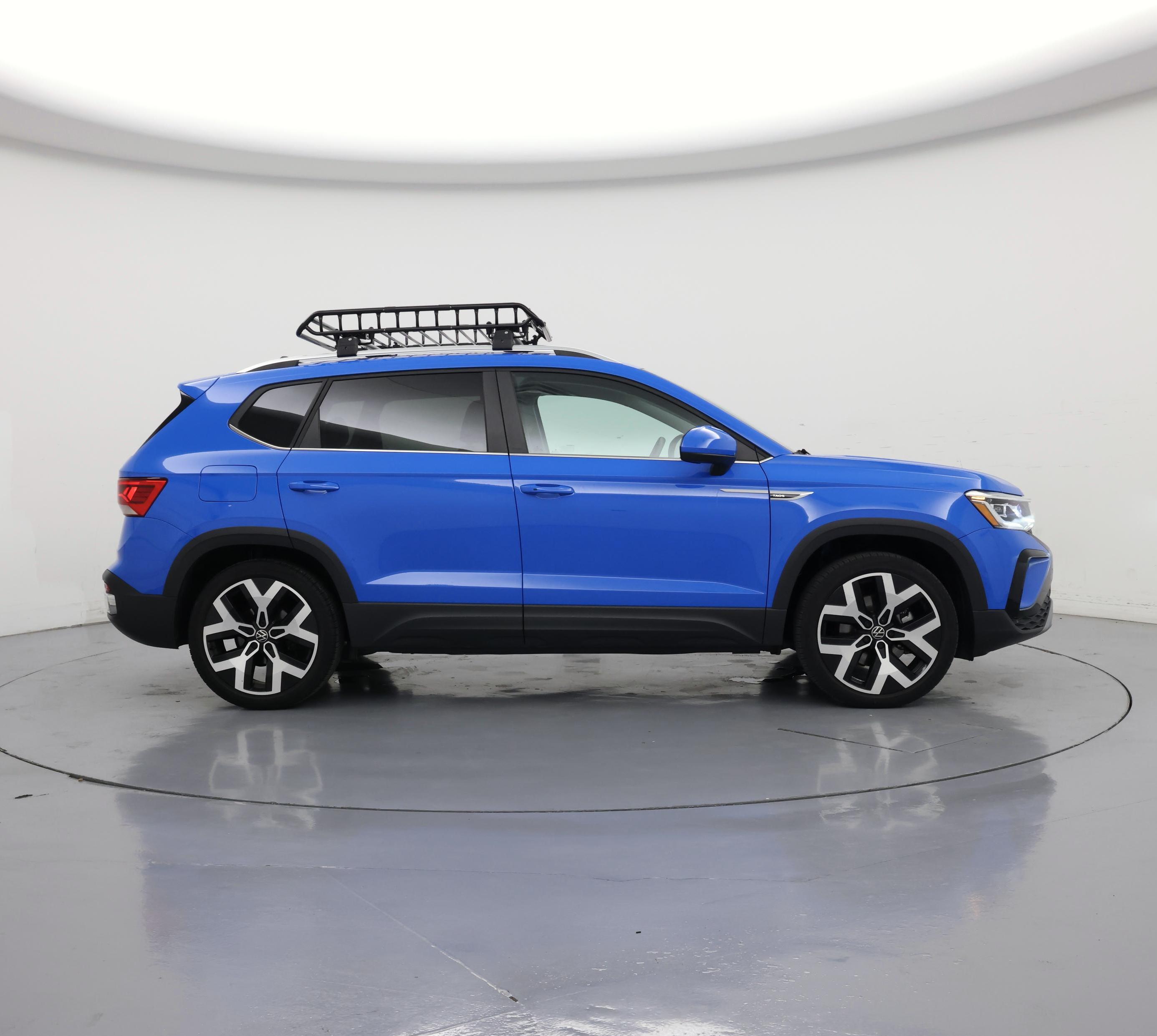Thumbnail: 2023 Volkswagen Taos - 7