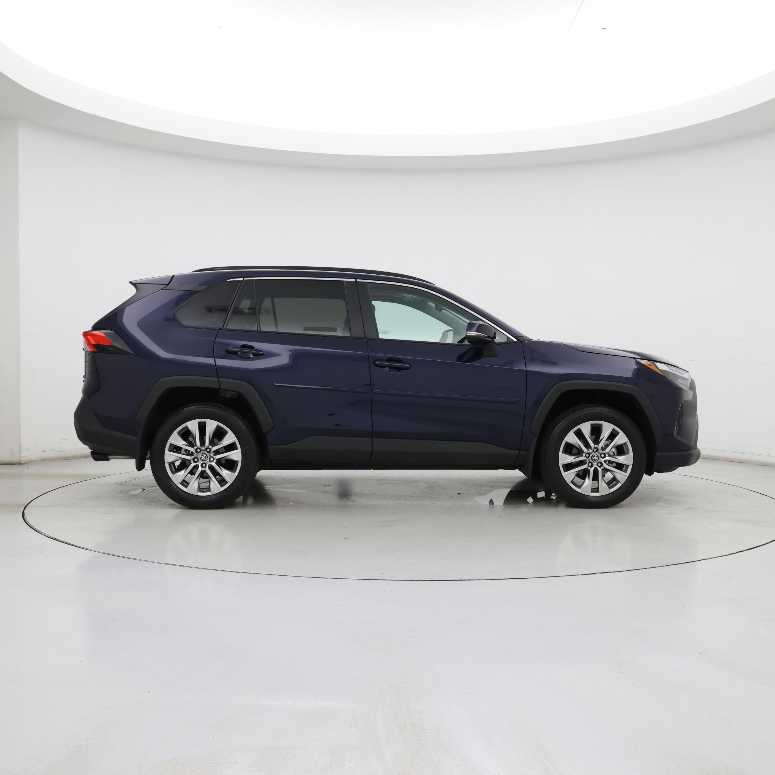 Thumbnail: 2025 Toyota RAV4 - 7