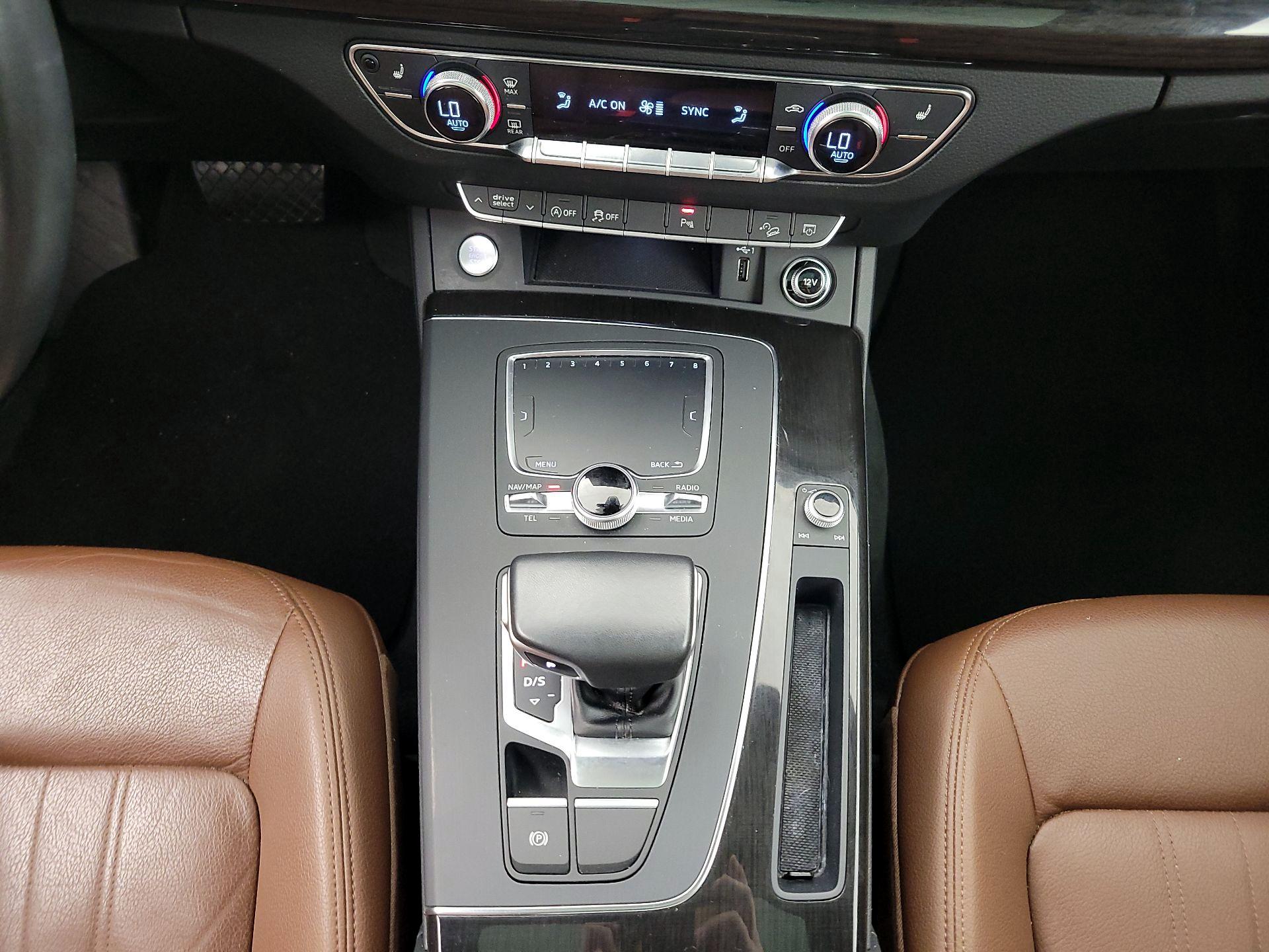 Thumbnail: 2018 Audi Q5 - 18