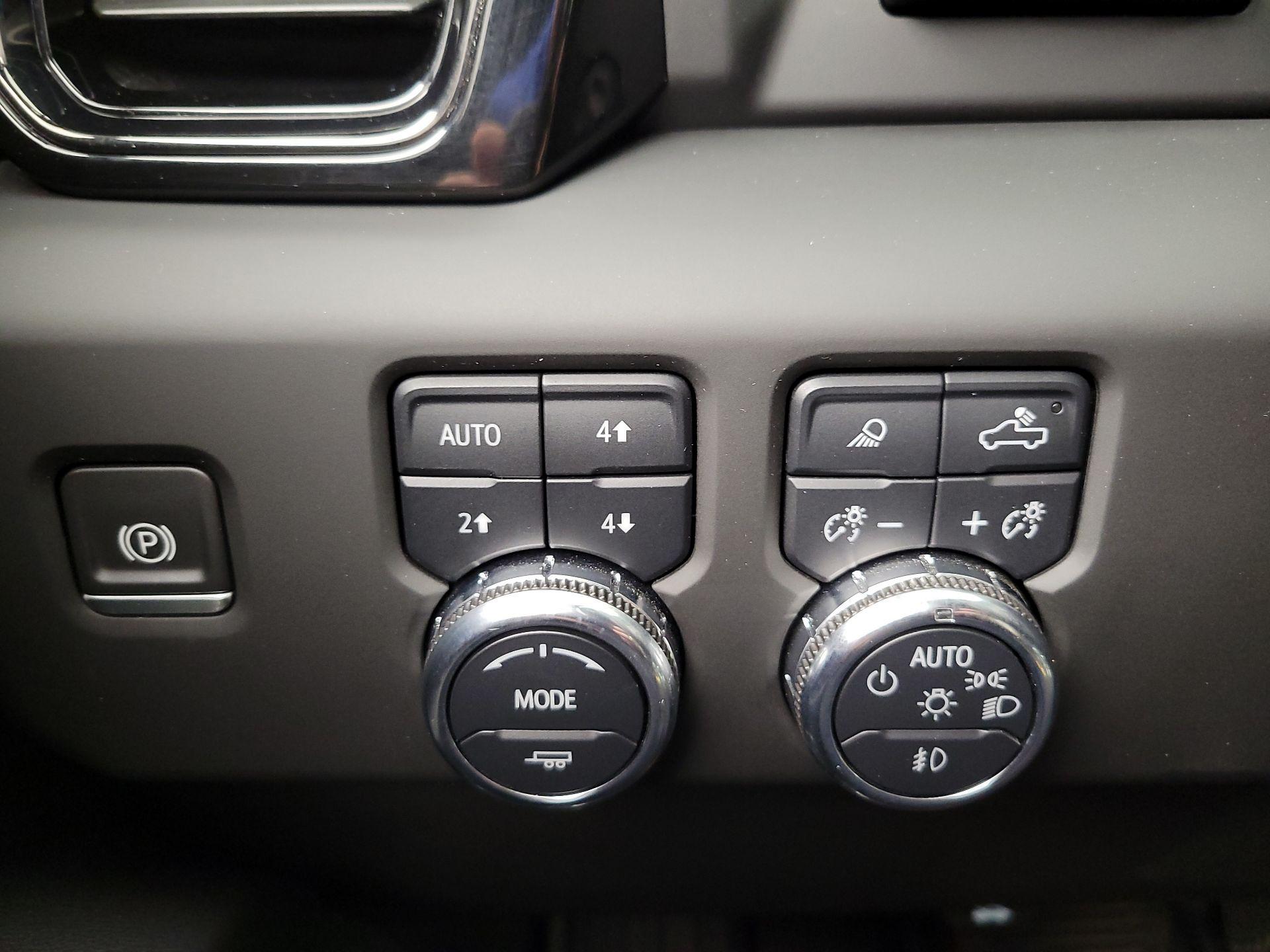 Thumbnail: 2023 GMC Sierra 1500 - 13