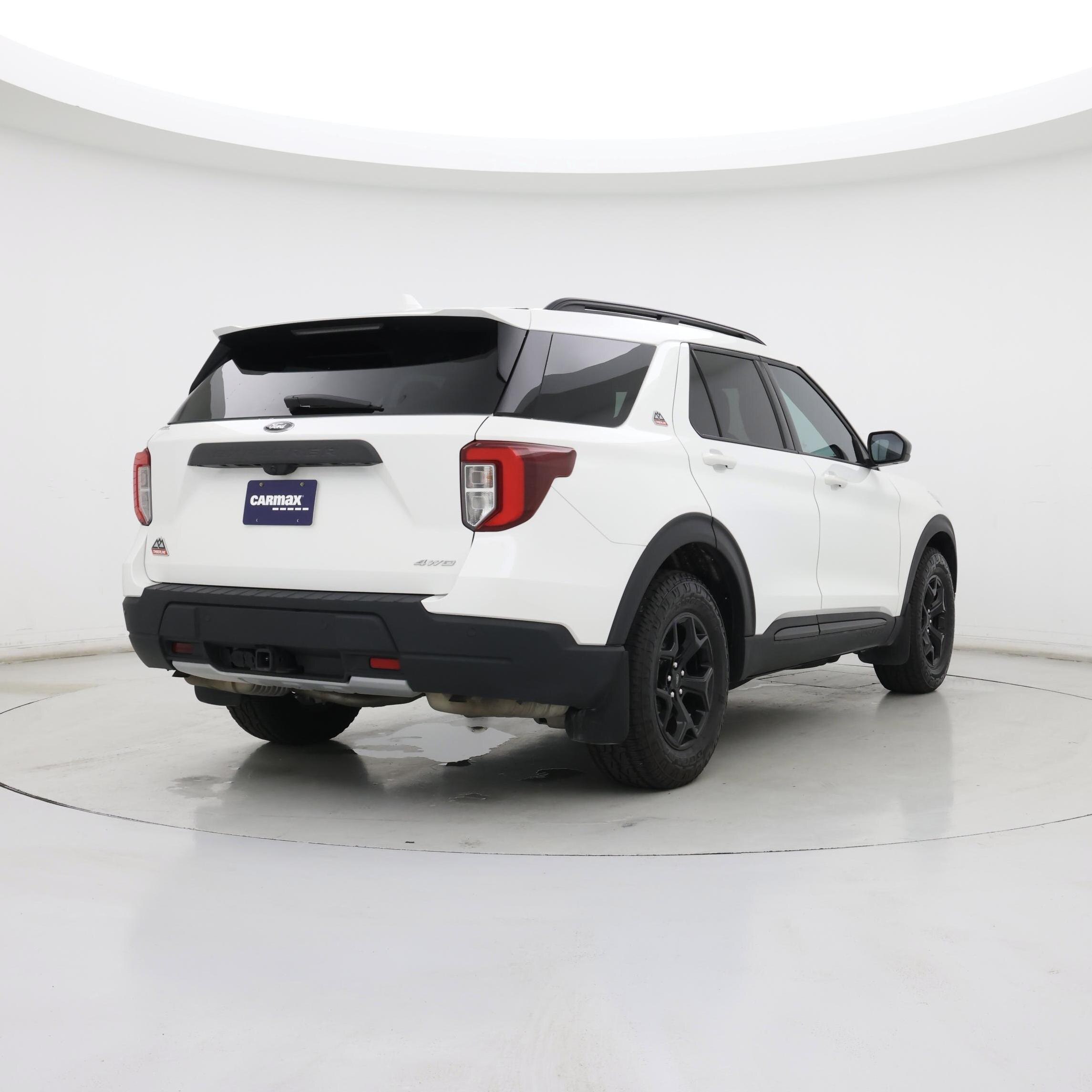 Thumbnail: 2024 Ford Explorer - 8