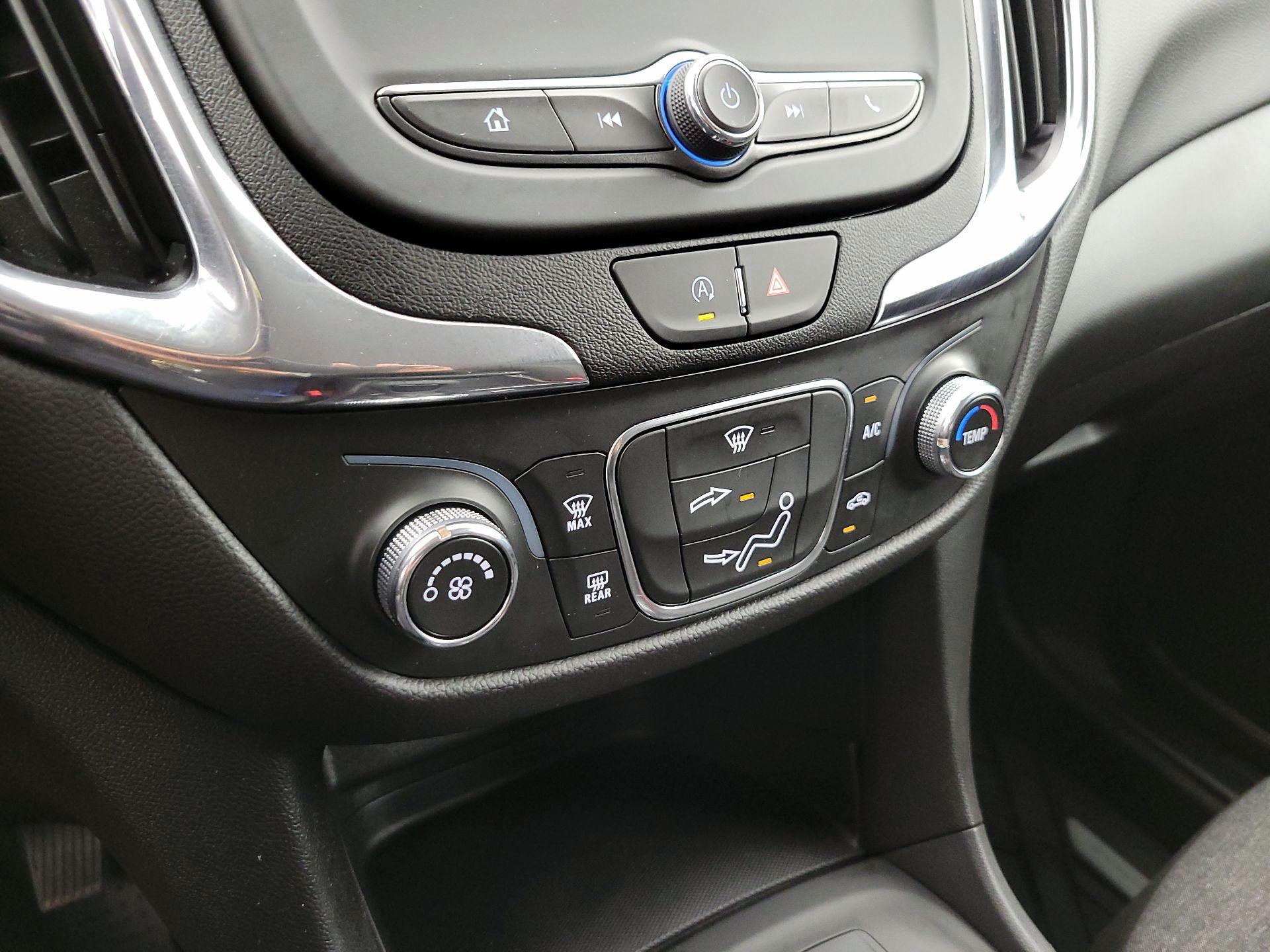 Thumbnail: 2024 Chevrolet Equinox - 17