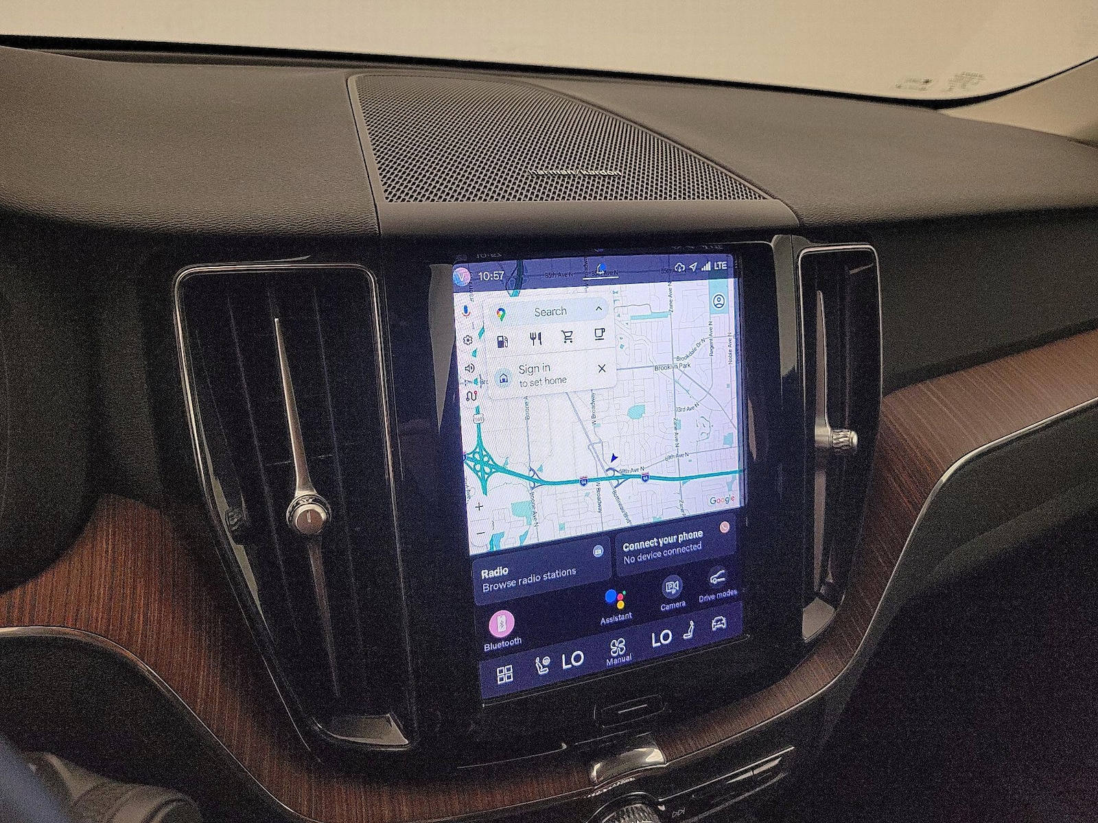 2023 Volvo XC60 Plus - Photo 15