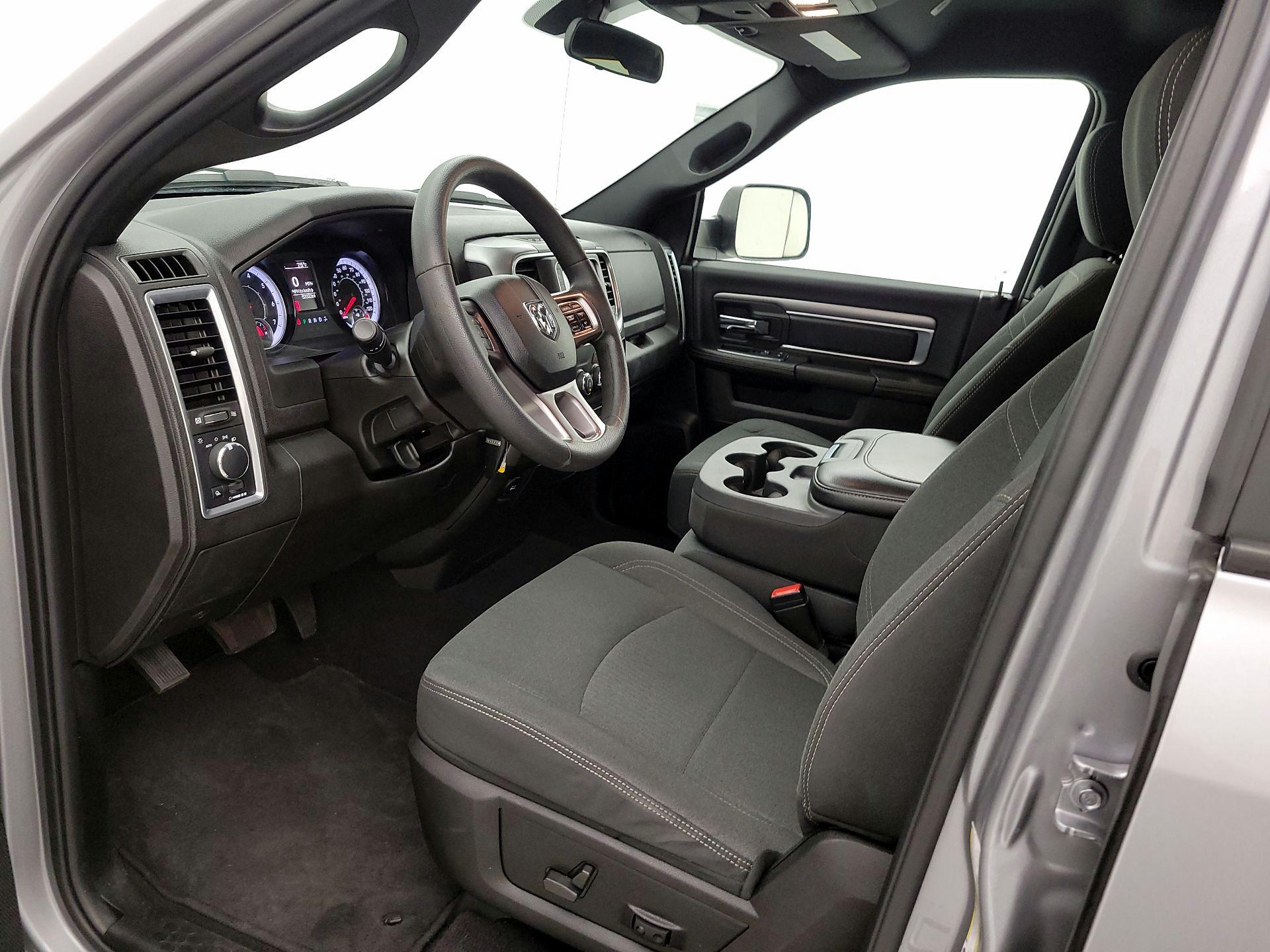 Thumbnail: 2022 RAM 1500 Classic - 11