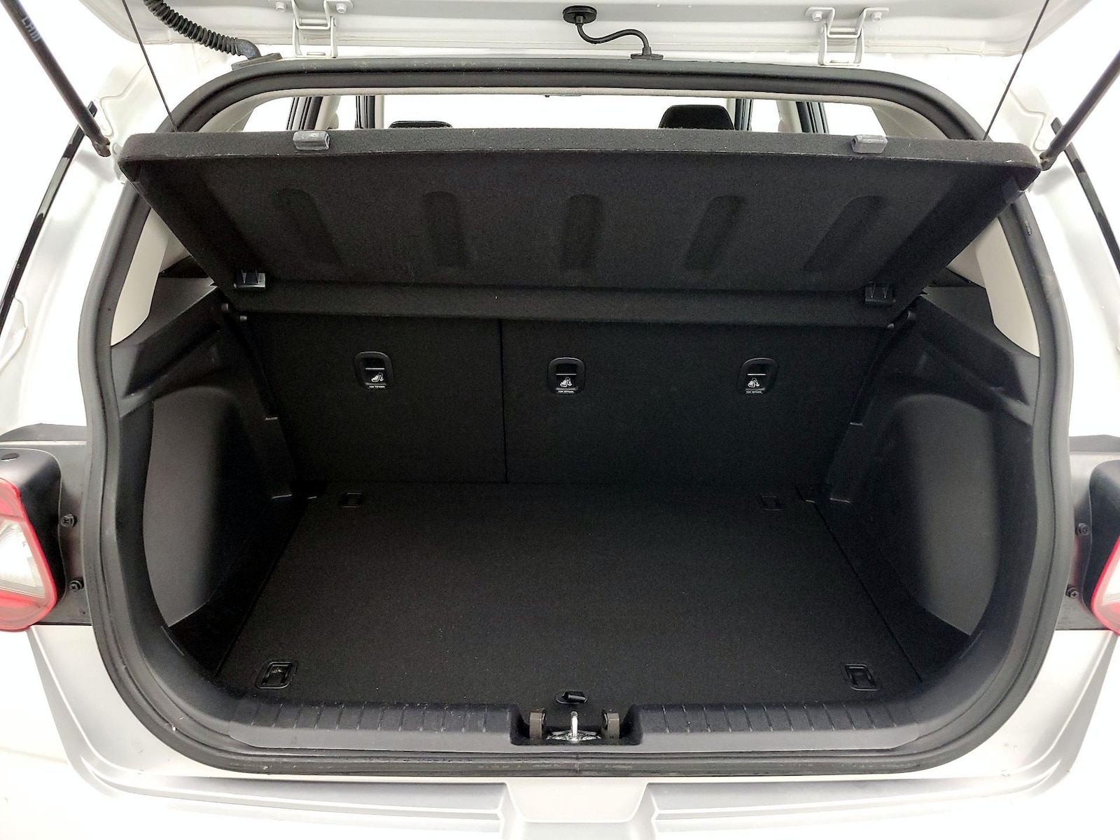 2025 Hyundai Venue SEL - Photo 22