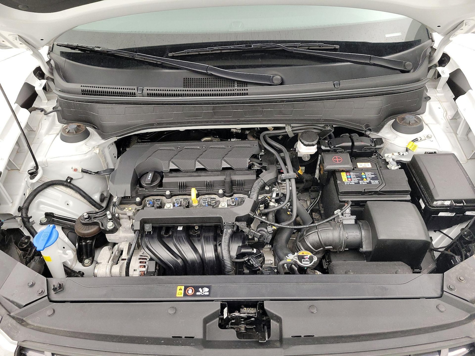 2025 Hyundai Venue SEL - Photo 23
