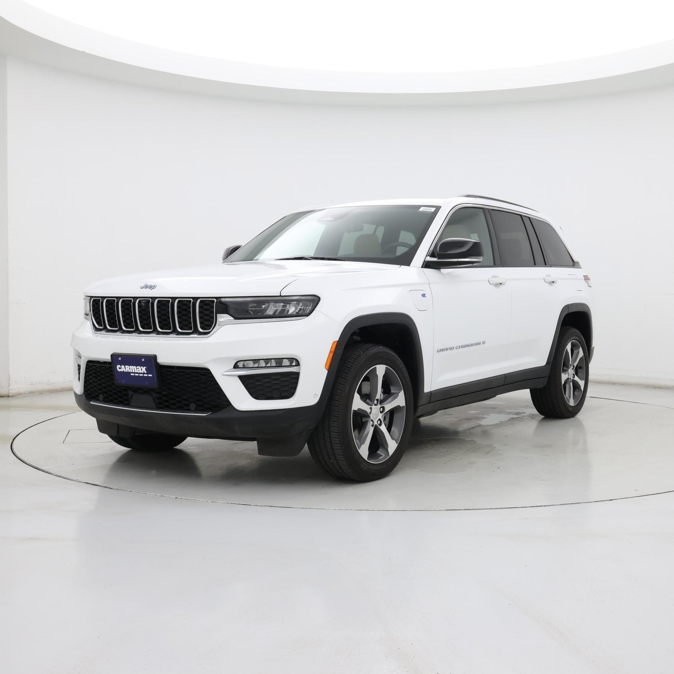 Thumbnail: 2022 Jeep Grand Cherokee - 4