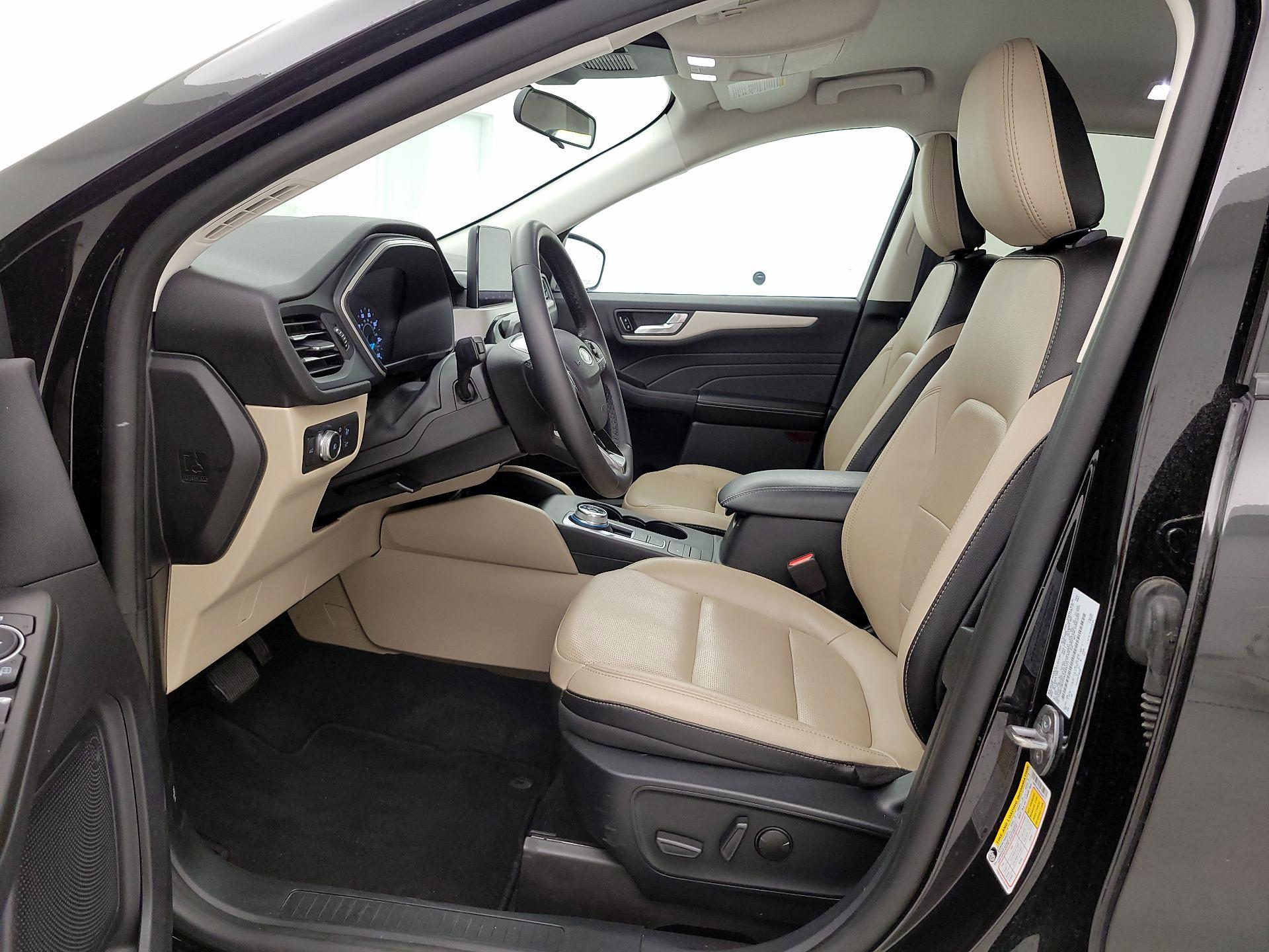 Thumbnail: 2022 Ford Escape - 11