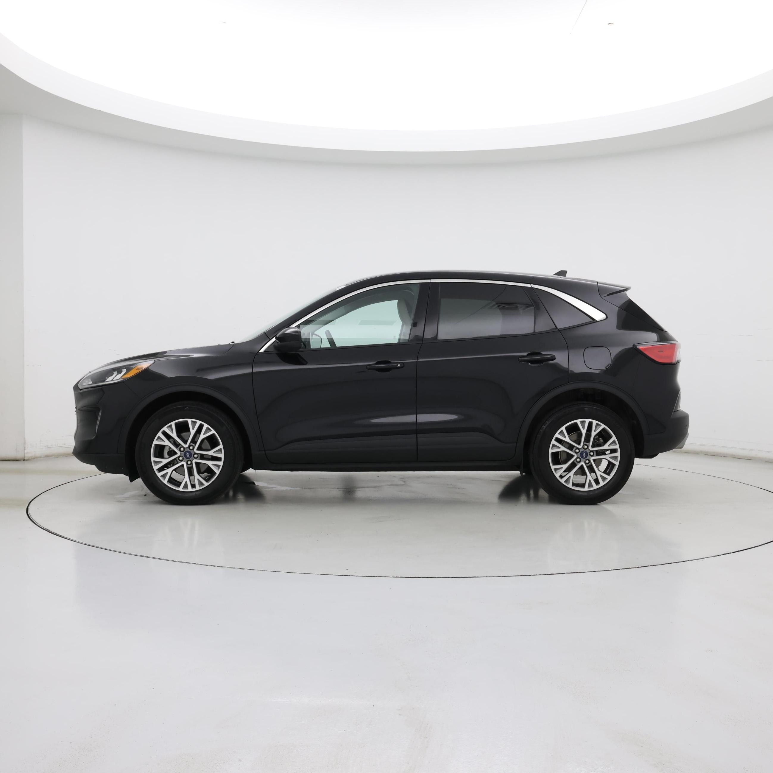 Thumbnail: 2022 Ford Escape - 3