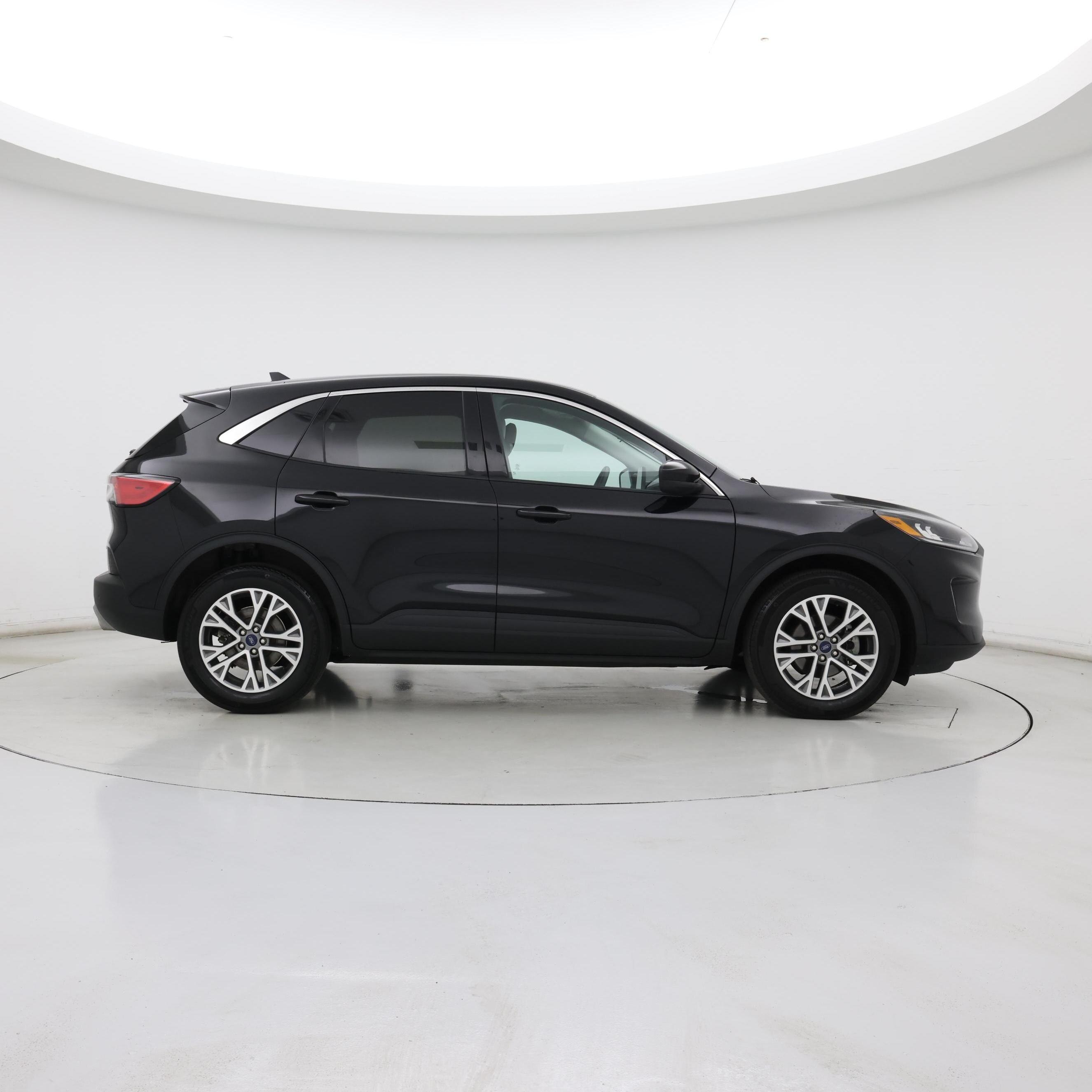 Thumbnail: 2022 Ford Escape - 7