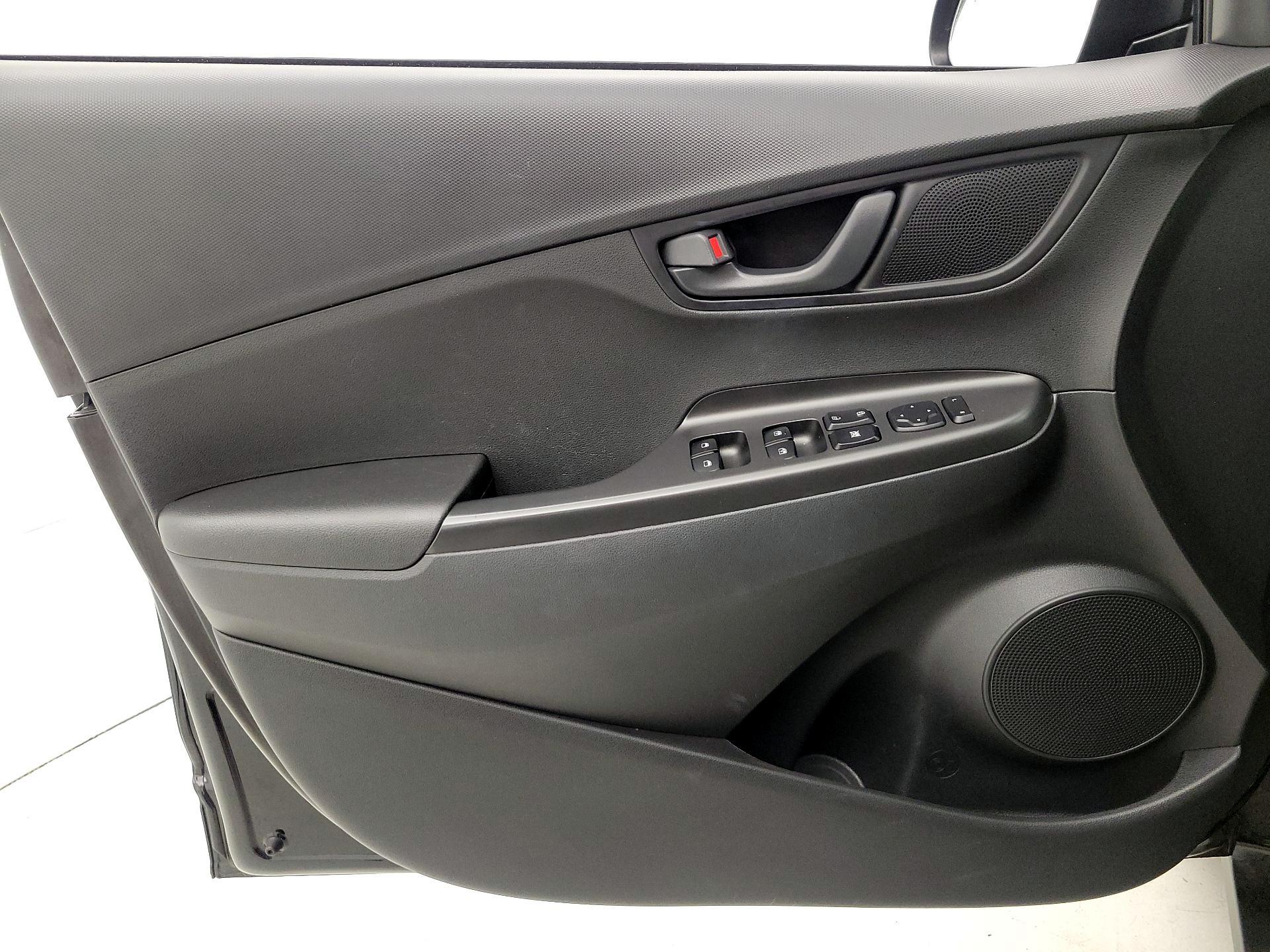 Thumbnail: 2019 Hyundai Kona - 12