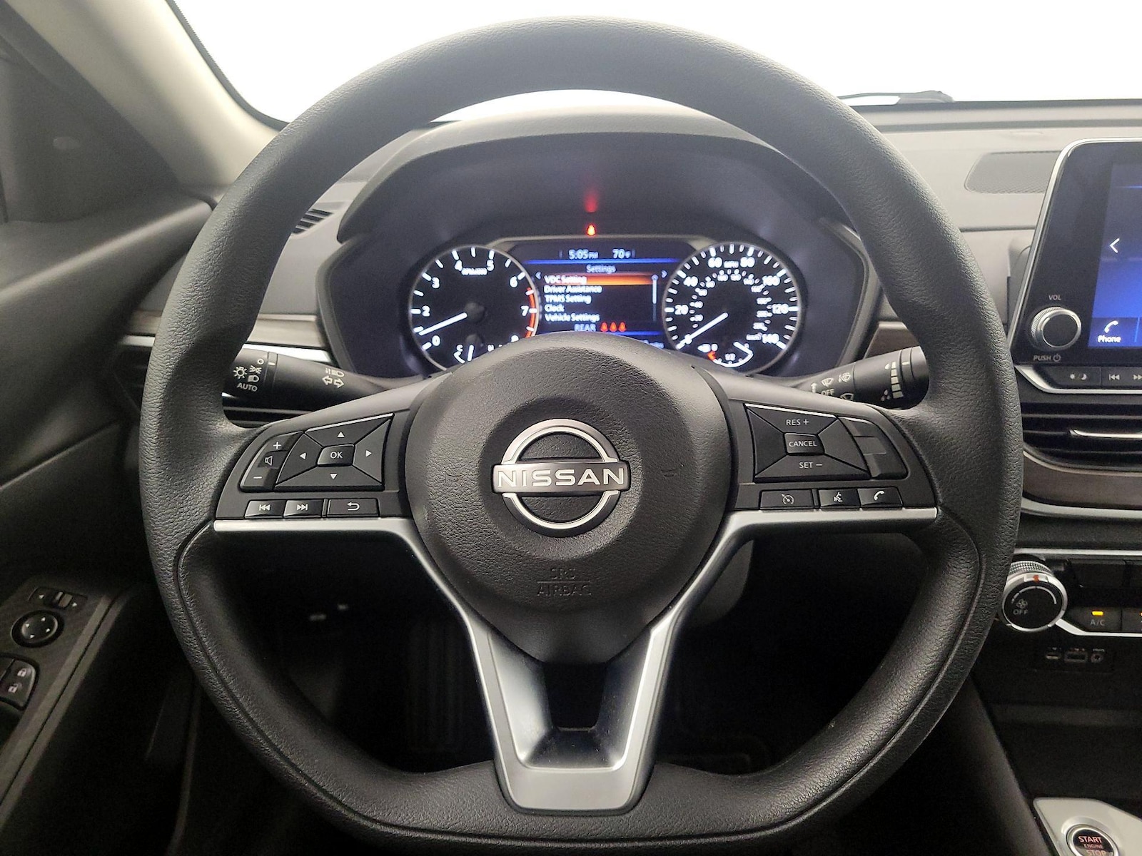 2024 Nissan Altima SV - Photo 11