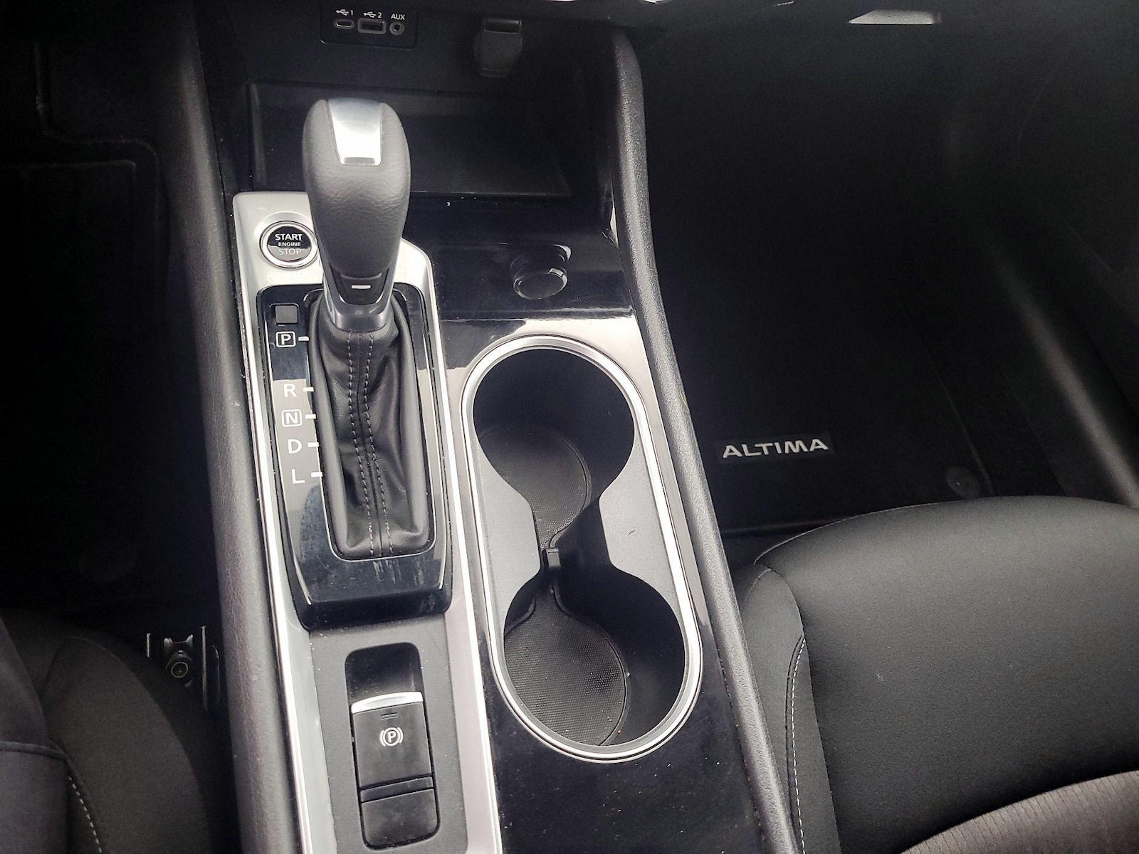 2024 Nissan Altima SV - Photo 18