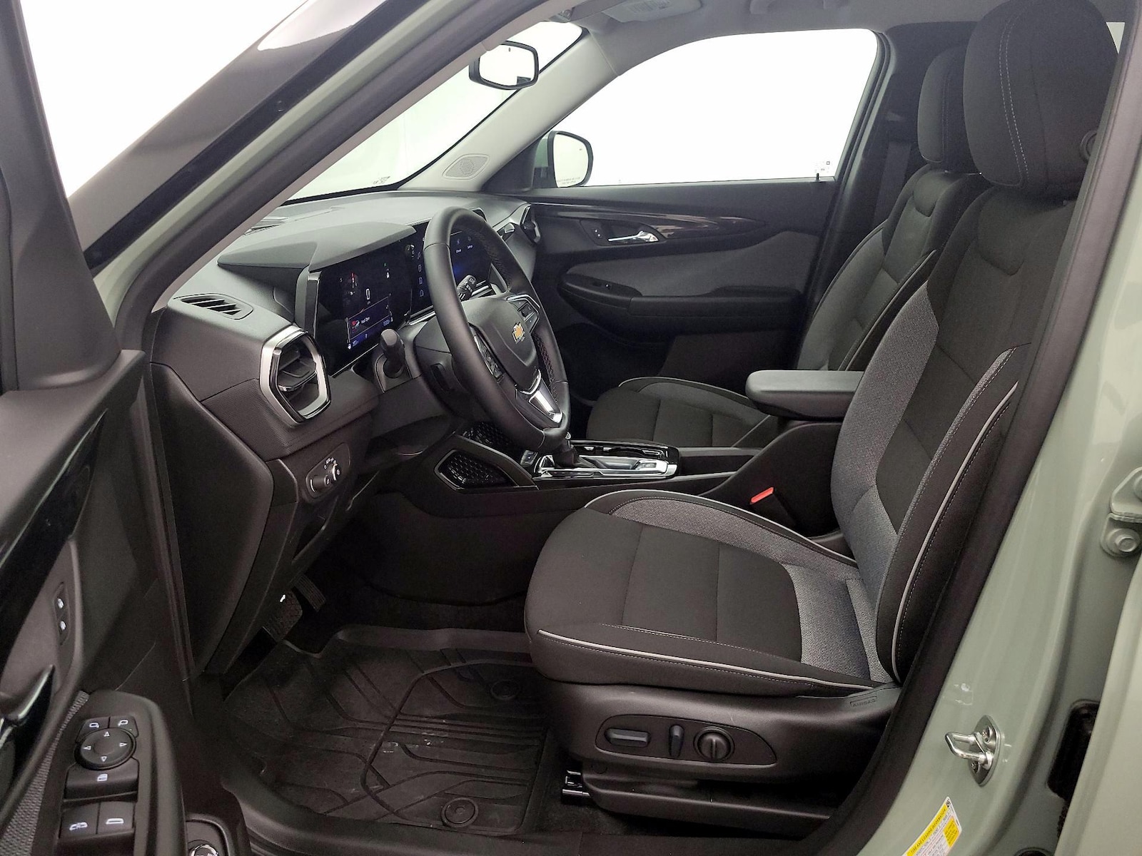 2025 Chevrolet Trailblazer LT - Photo 12