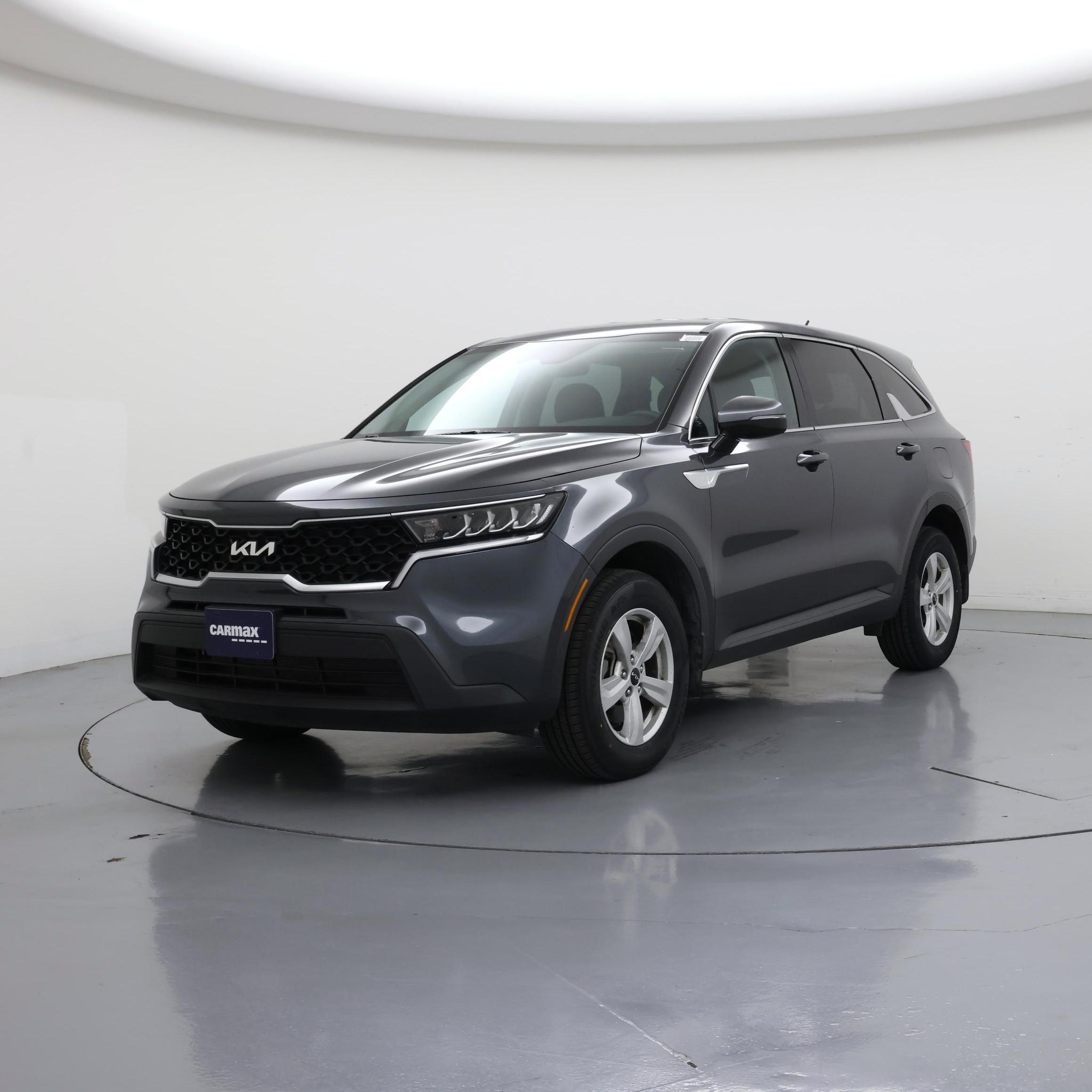 Thumbnail: 2023 Kia Sorento - 4