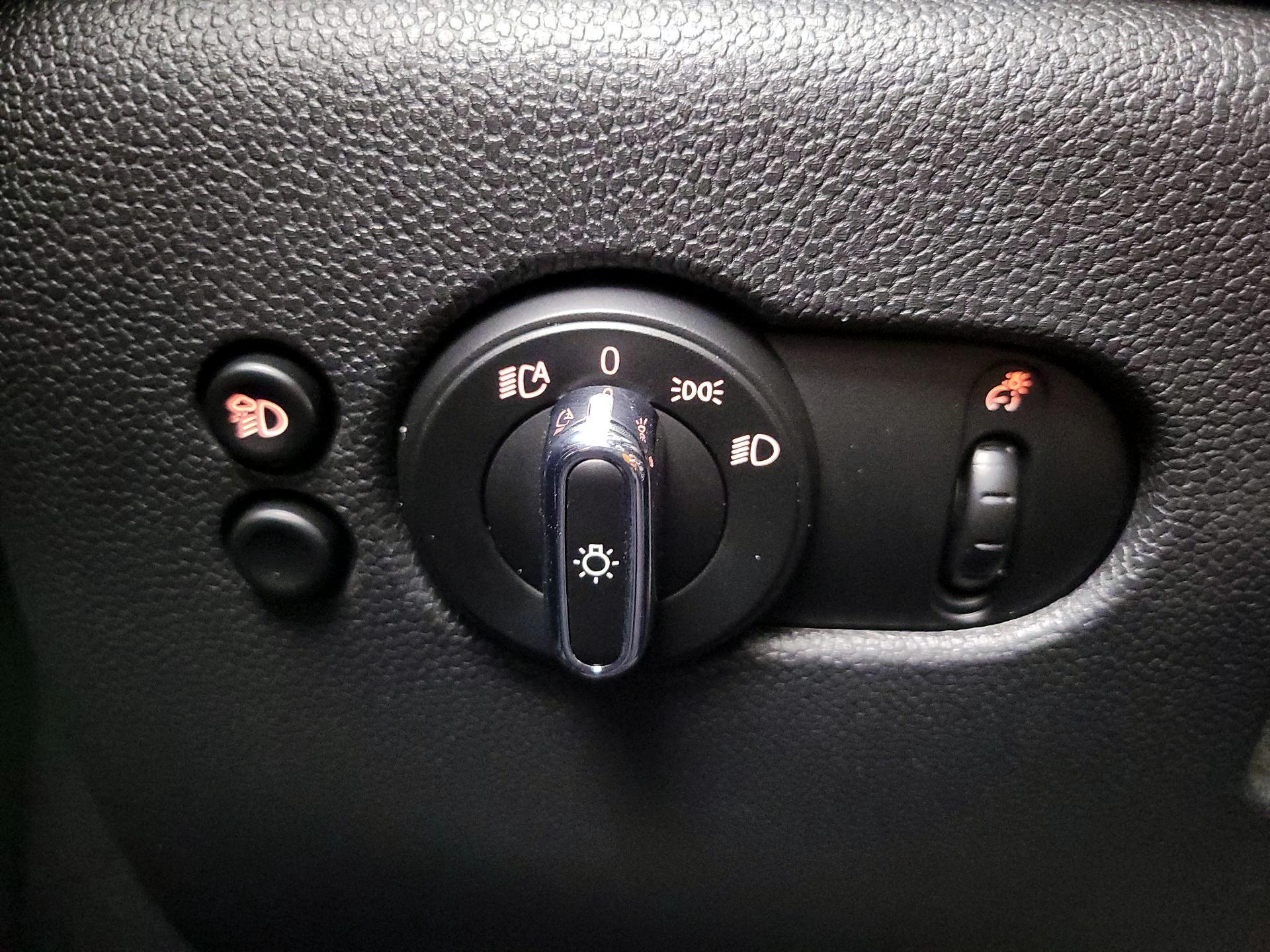 Thumbnail: 2023 MINI Cooper Hardtop - 13