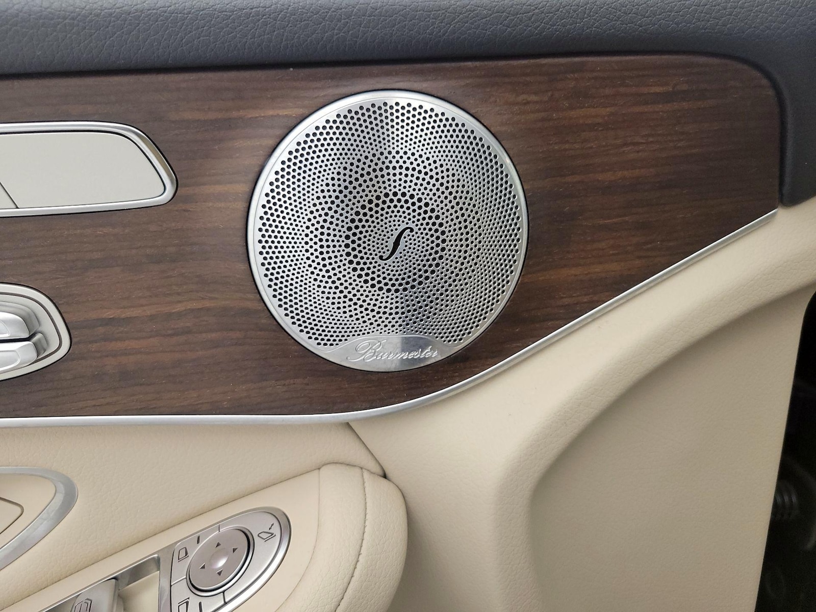 2020 Mercedes-Benz GLC GLC300 - Photo 26