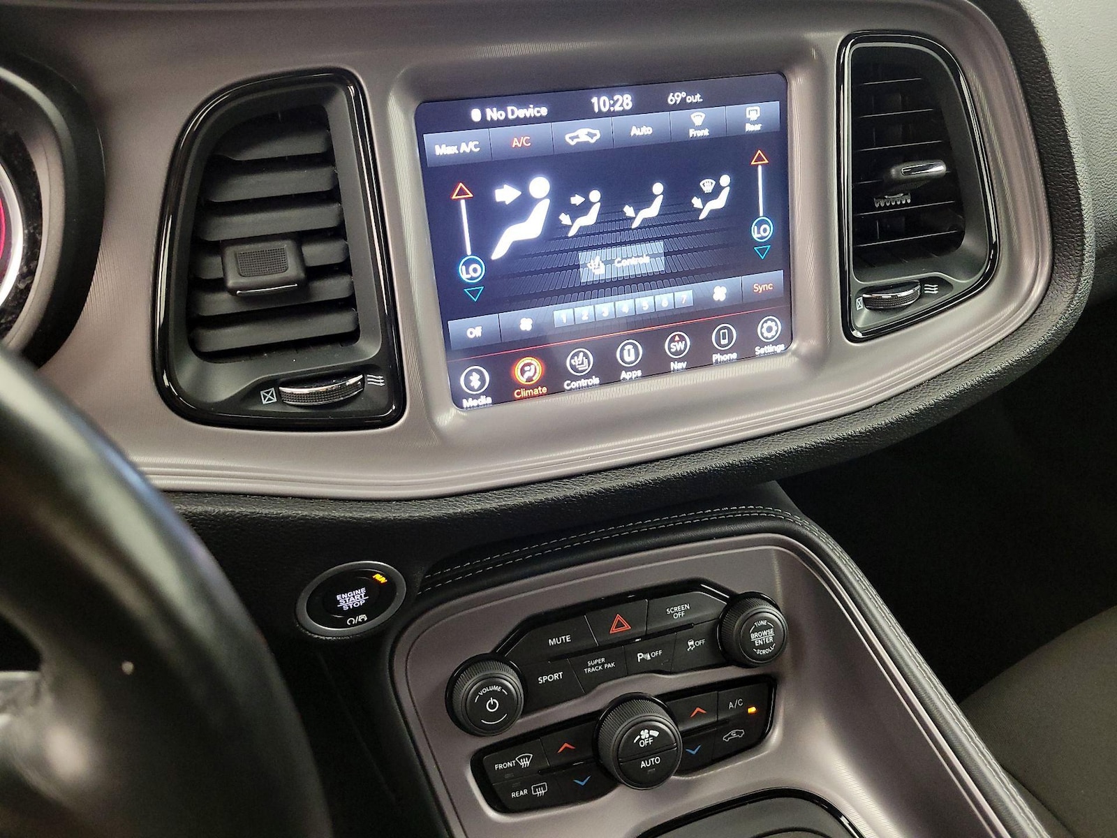 2023 Dodge Challenger GT - Photo 18