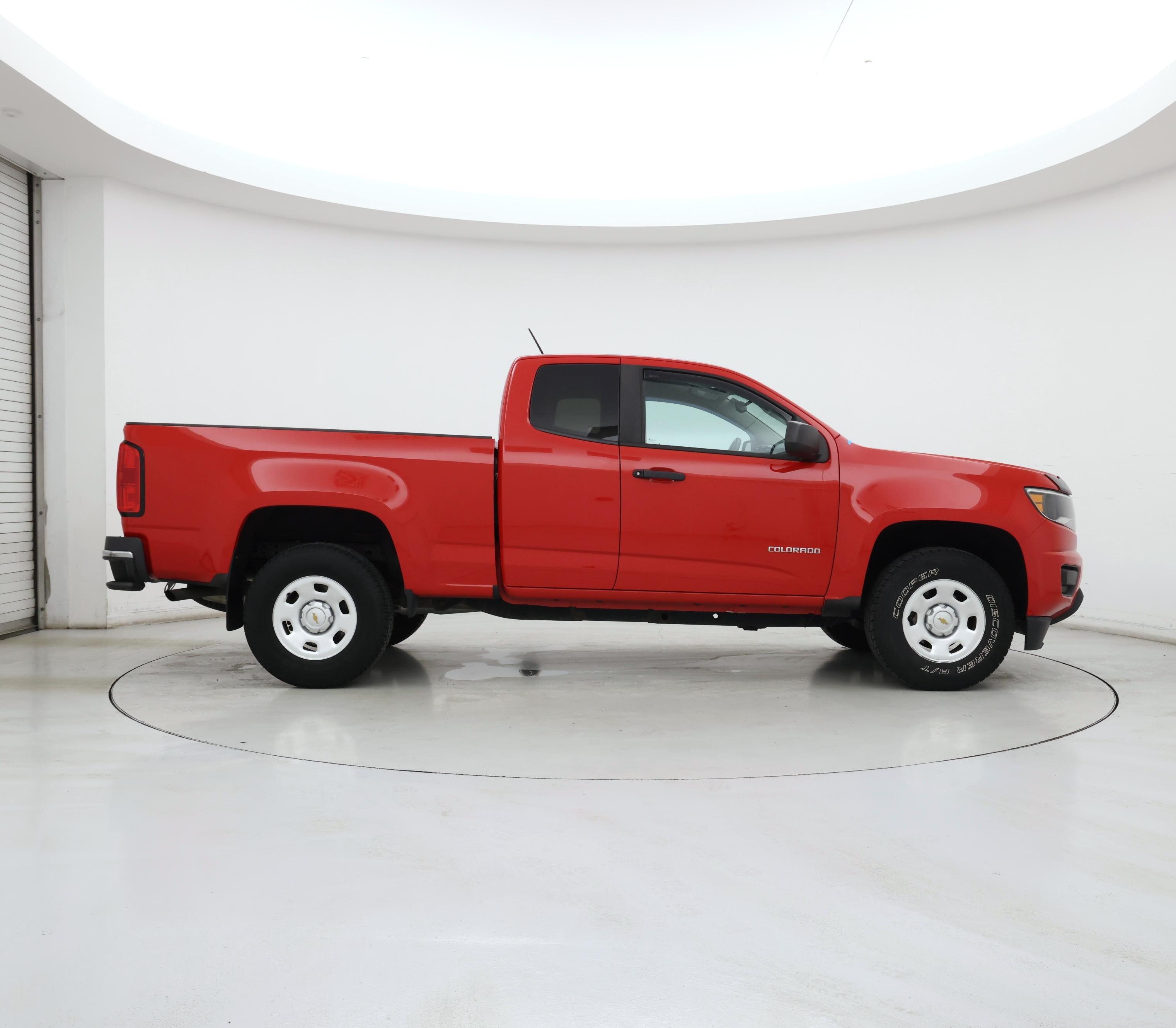 Thumbnail: 2017 Chevrolet Colorado - 7