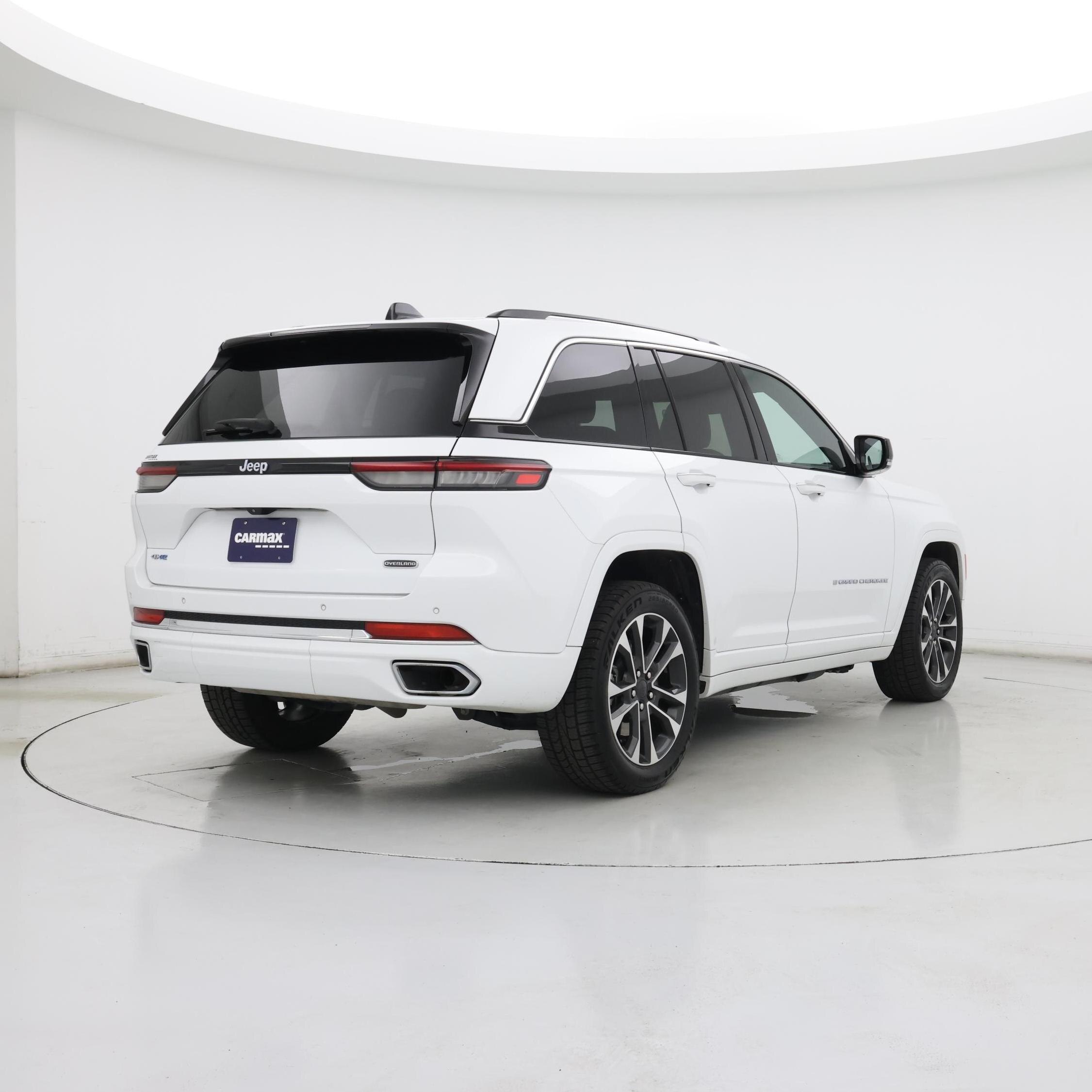 Thumbnail: 2022 Jeep Grand Cherokee - 8