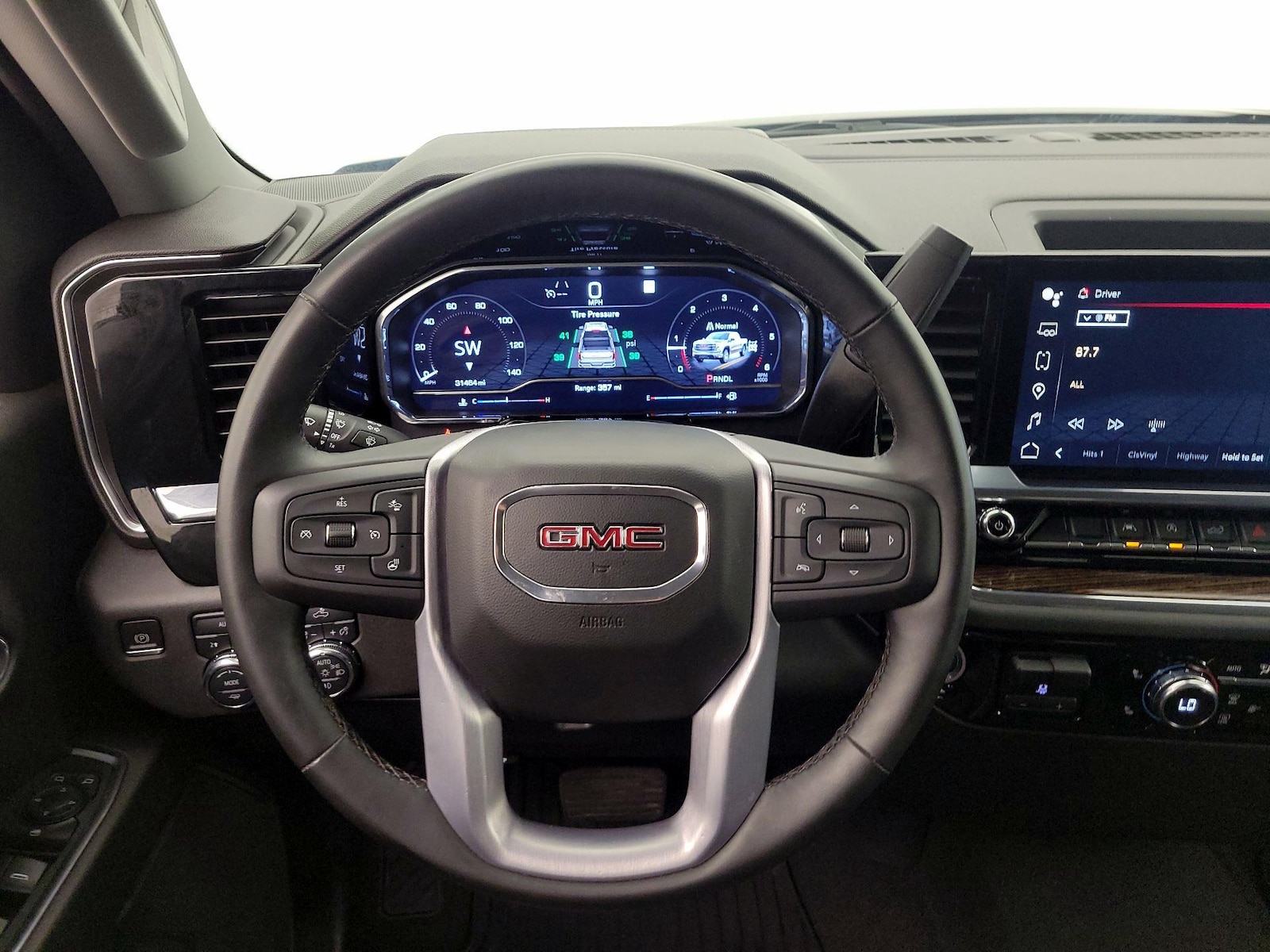 2023 GMC Sierra 1500 Elevation - Photo 11