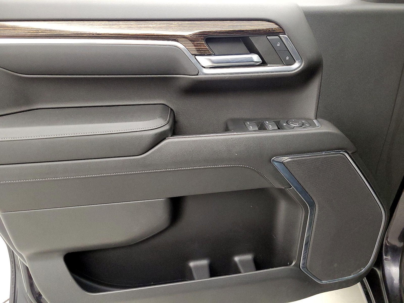 2023 GMC Sierra 1500 Elevation - Photo 13