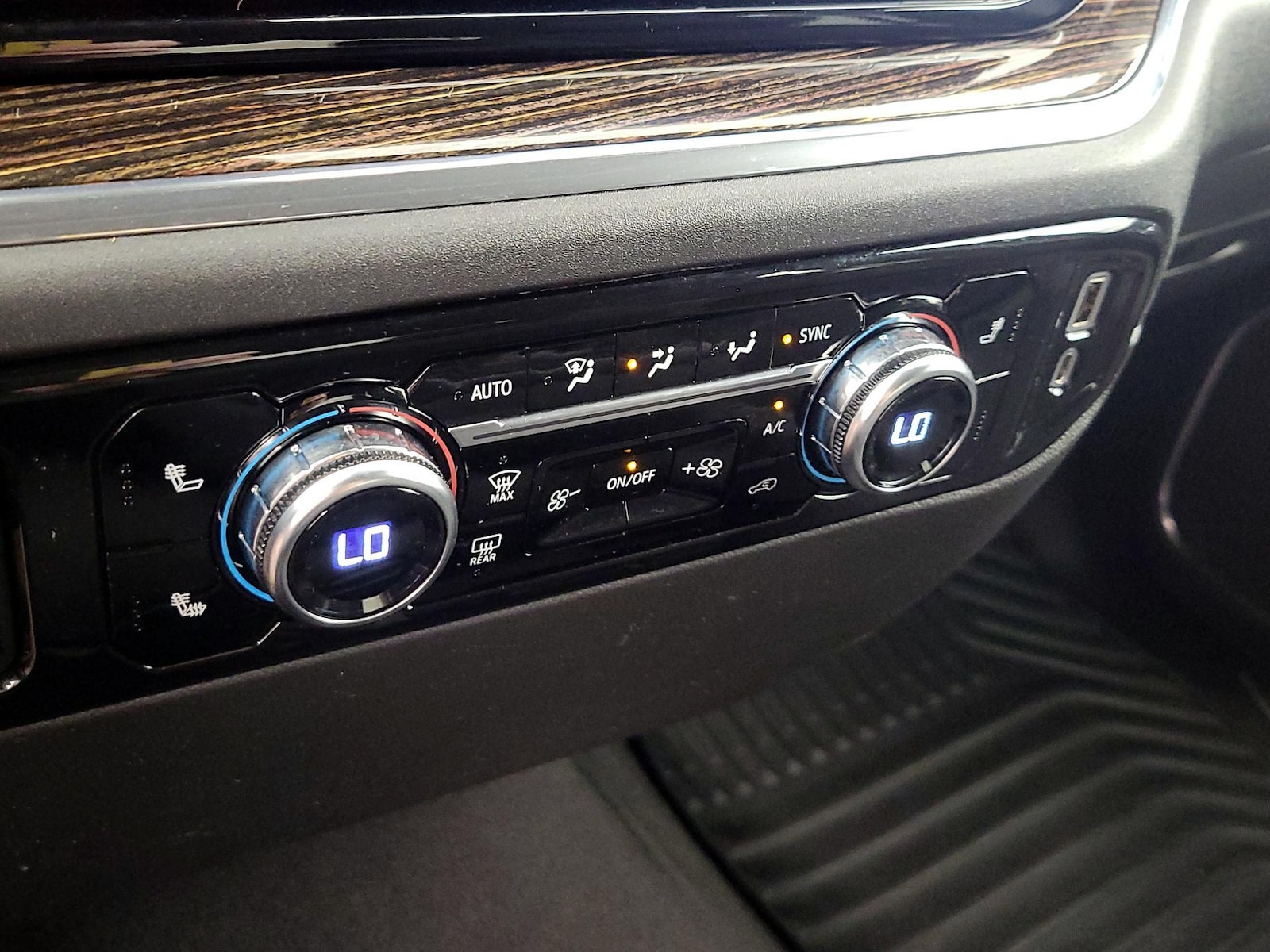 2023 GMC Sierra 1500 Elevation - Photo 17