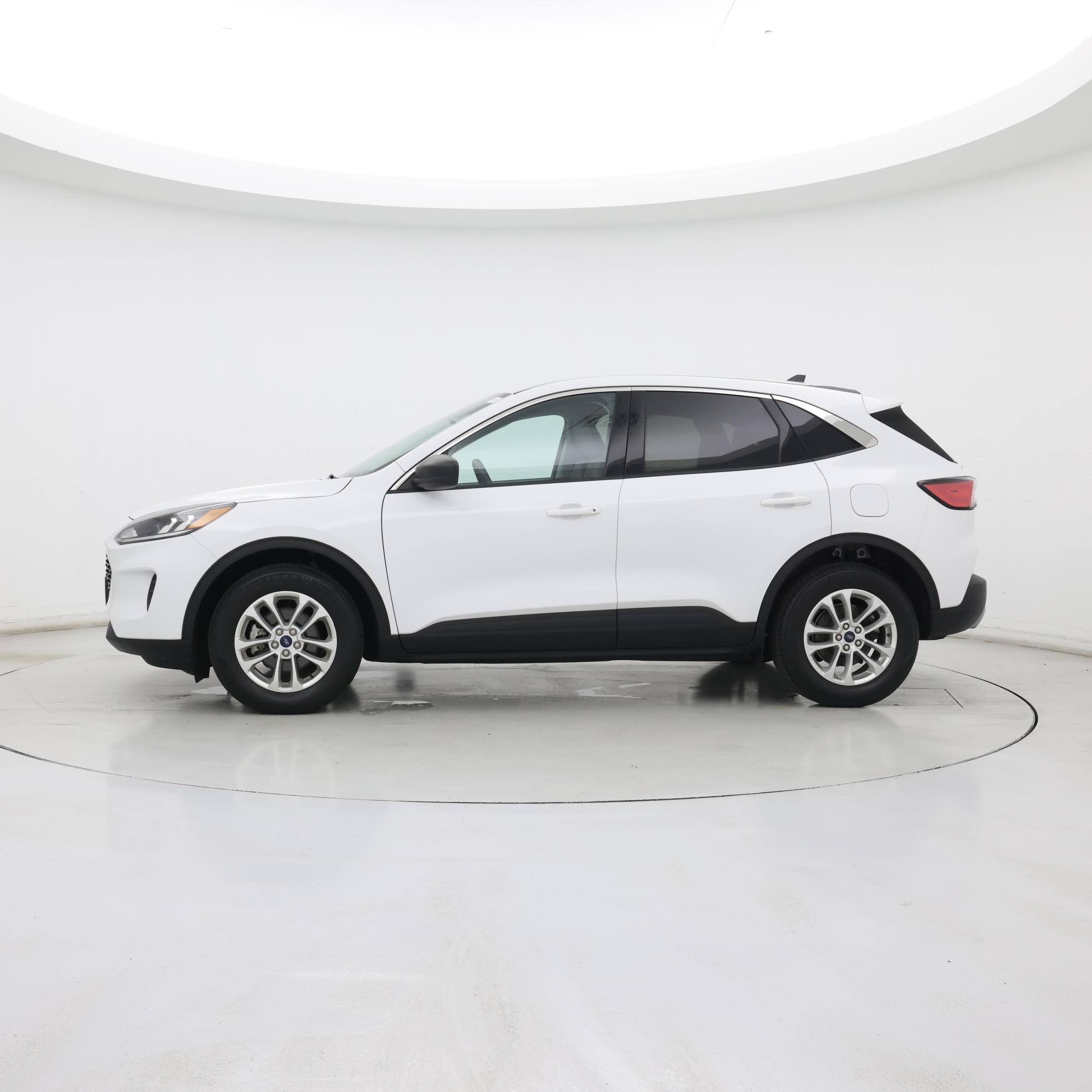 Thumbnail: 2022 Ford Escape - 3