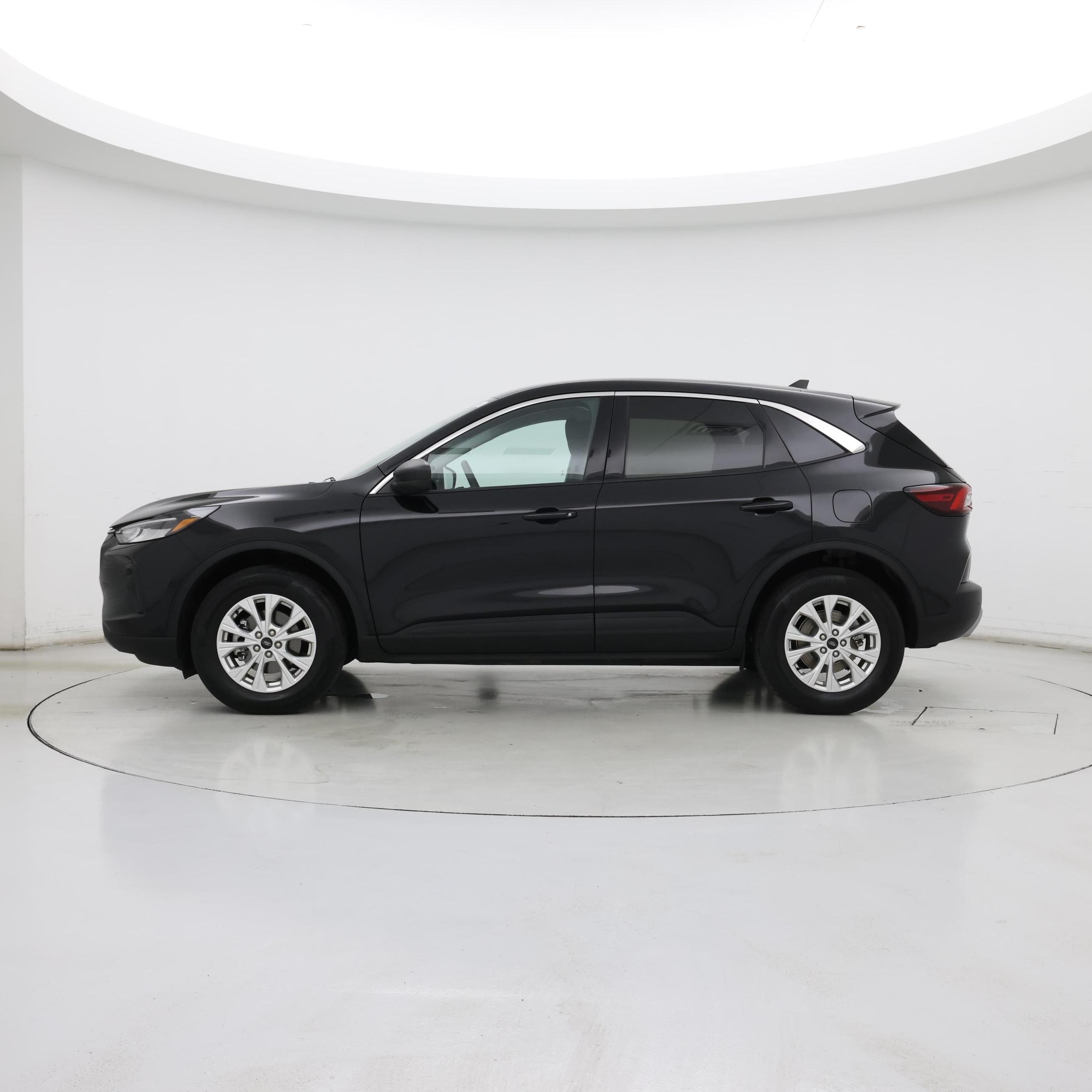 Thumbnail: 2024 Ford Escape - 3