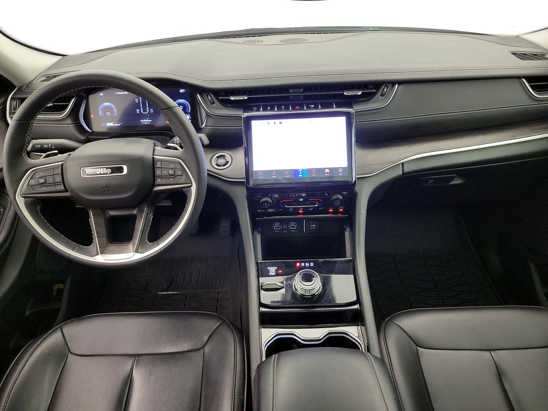 Thumbnail: 2023 Jeep Grand Cherokee L - 9