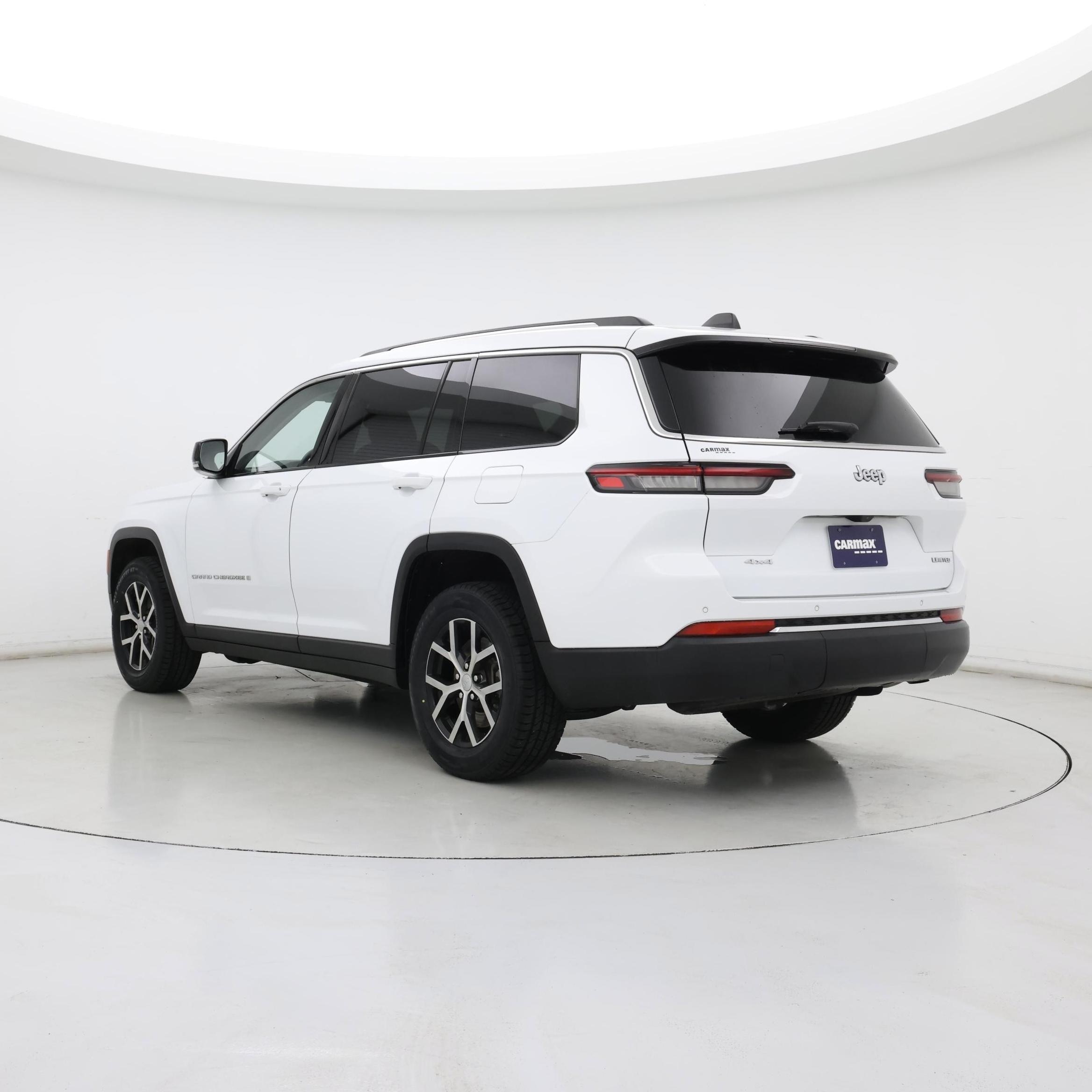 Thumbnail: 2023 Jeep Grand Cherokee L - 2