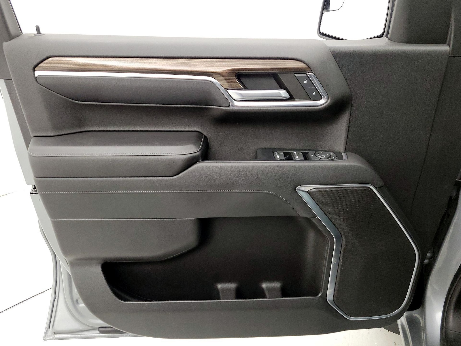 2023 Chevrolet Silverado 1500 LT - Photo 13
