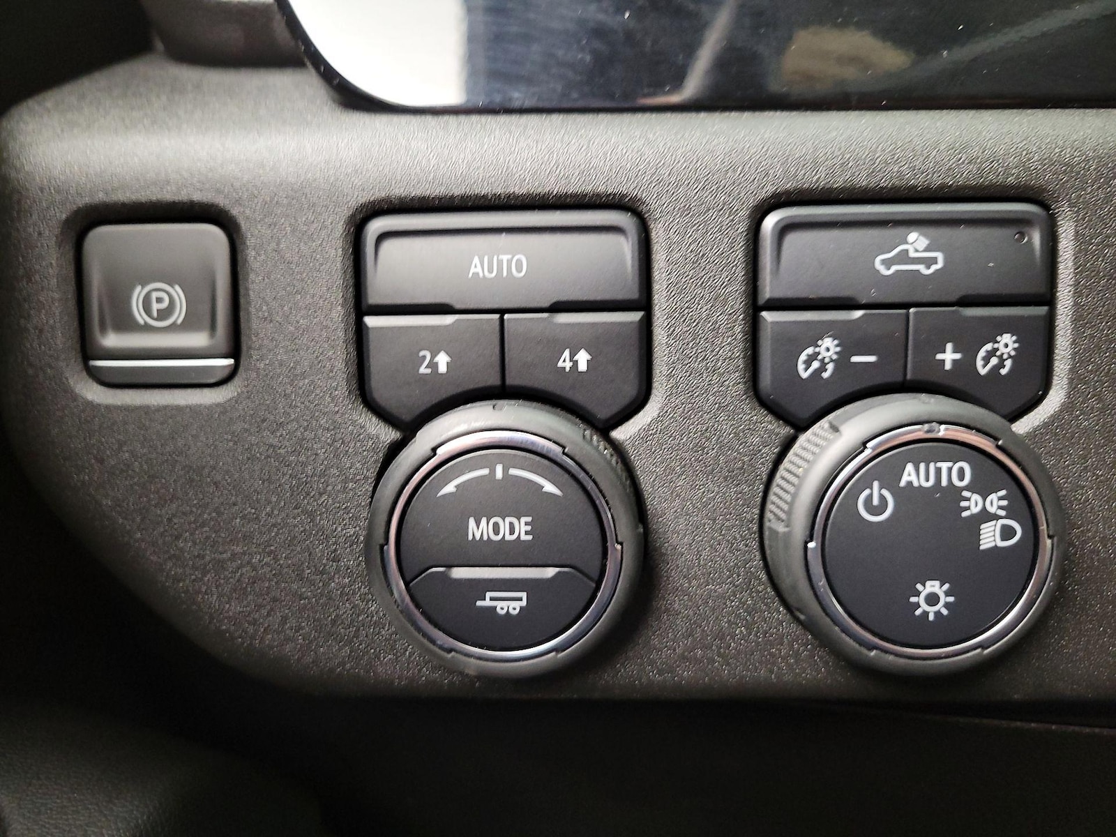 2023 Chevrolet Silverado 1500 LT - Photo 14