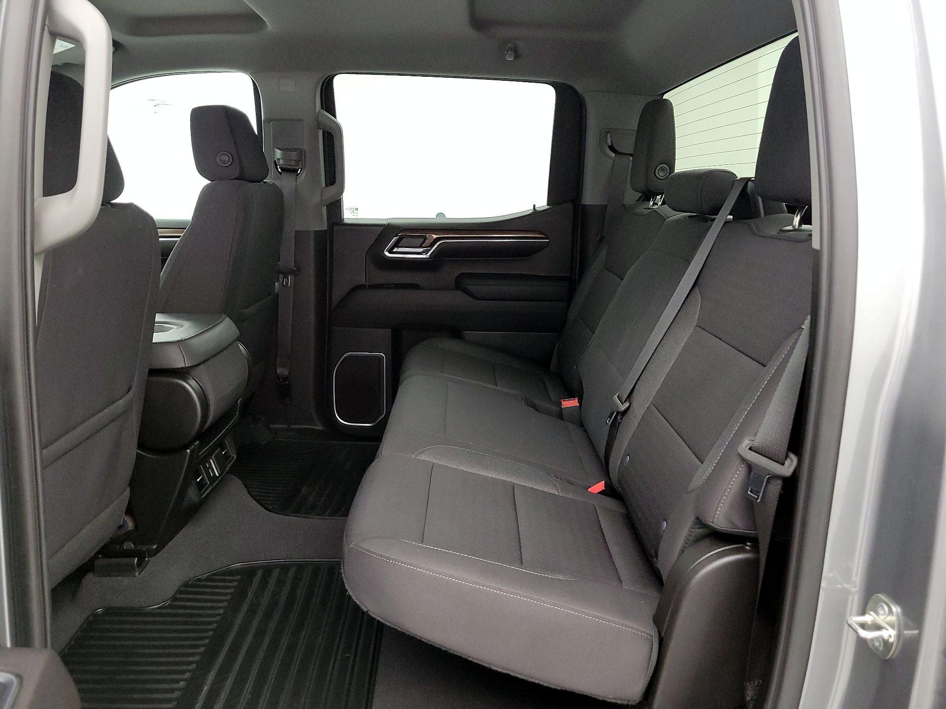 Thumbnail: 2023 Chevrolet Silverado 1500 - 20