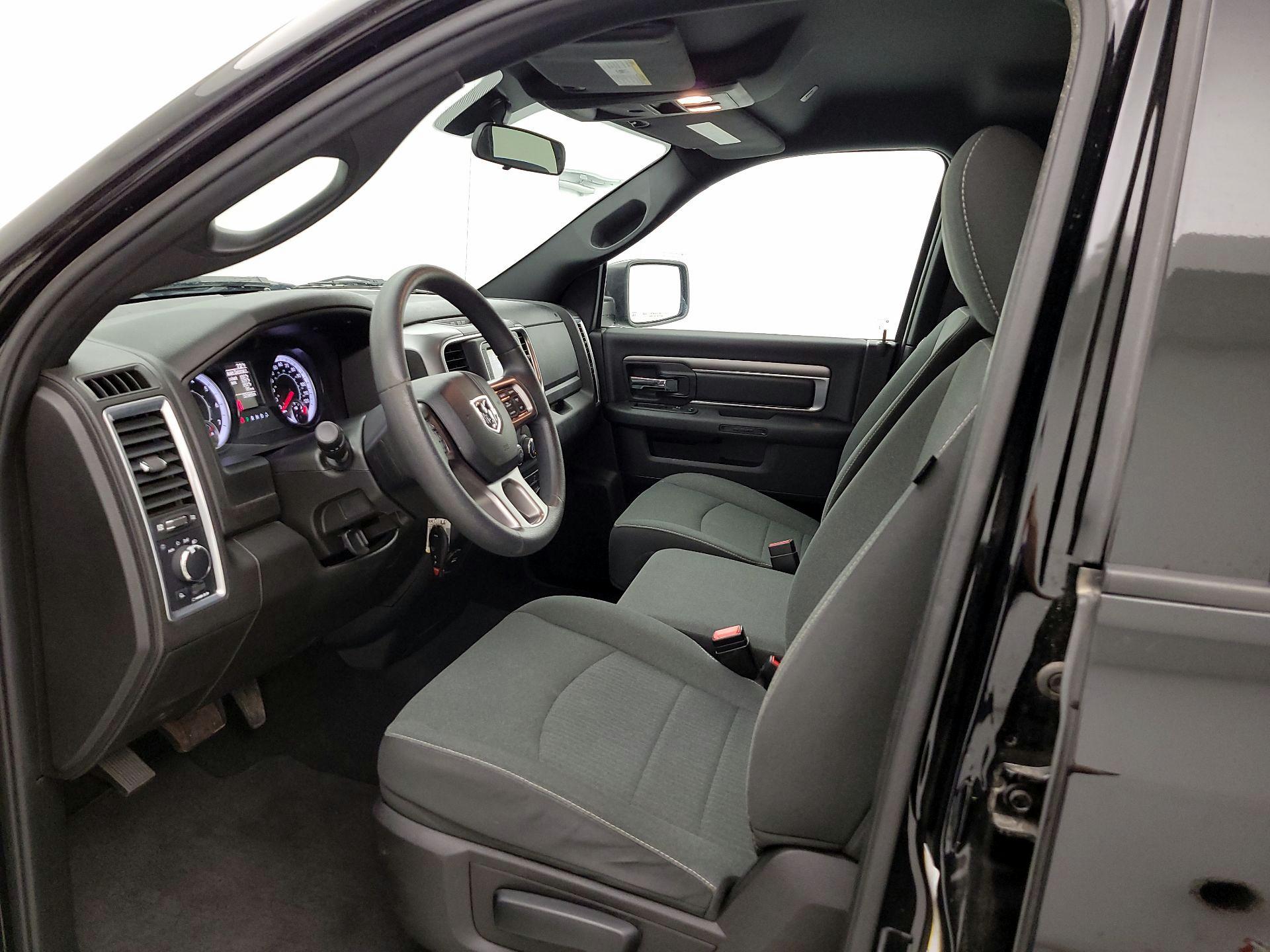 Thumbnail: 2022 RAM 1500 Classic - 11
