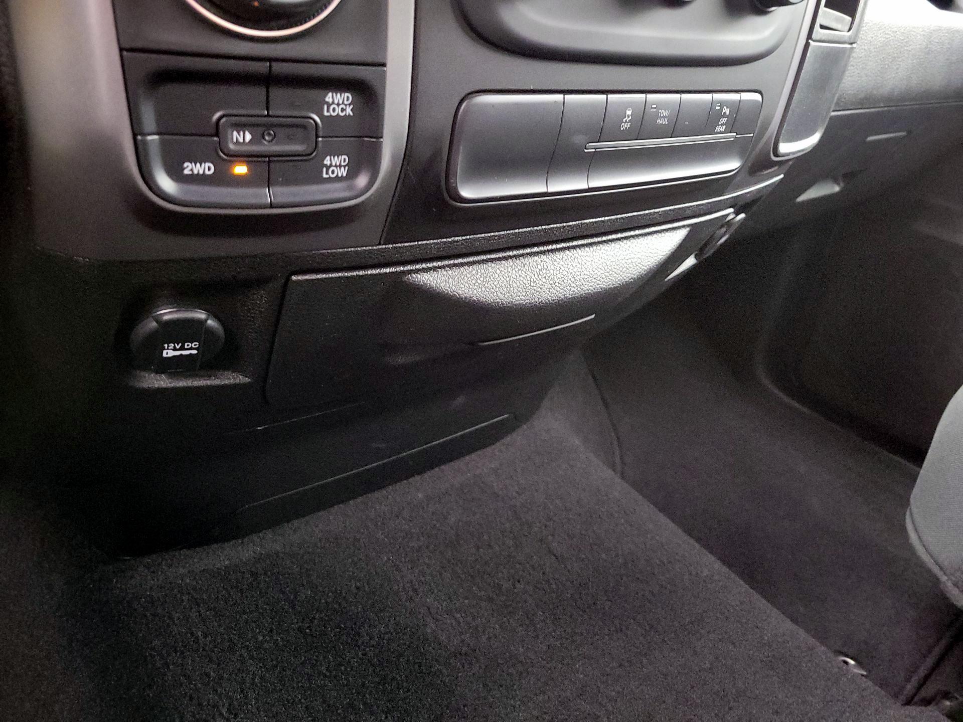 Thumbnail: 2022 RAM 1500 Classic - 18
