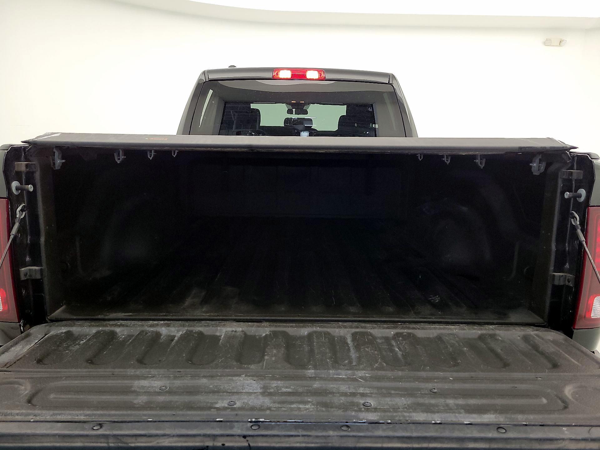 Thumbnail: 2022 RAM 1500 Classic - 20