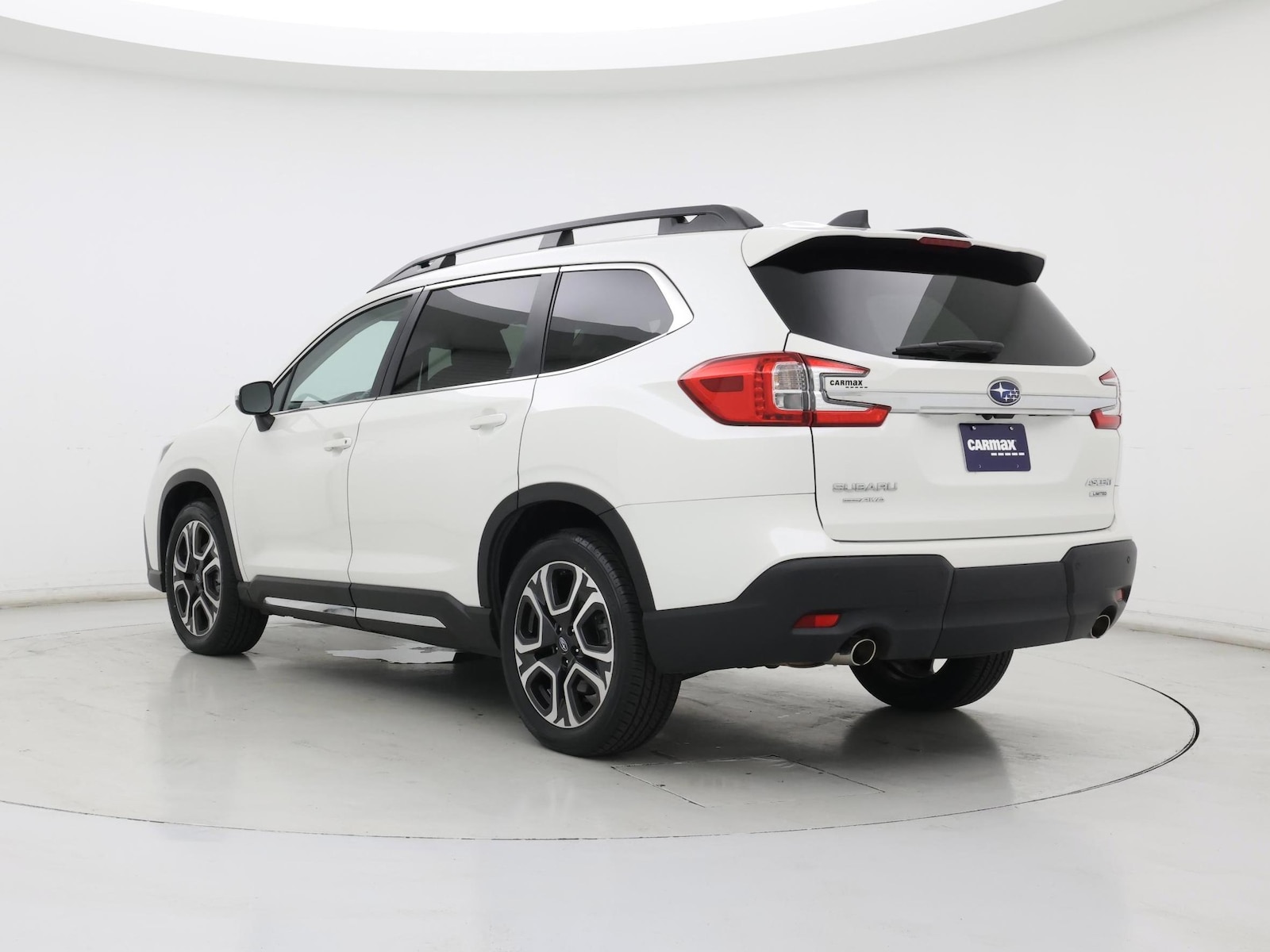 2023 Subaru Ascent Limited - Photo 3