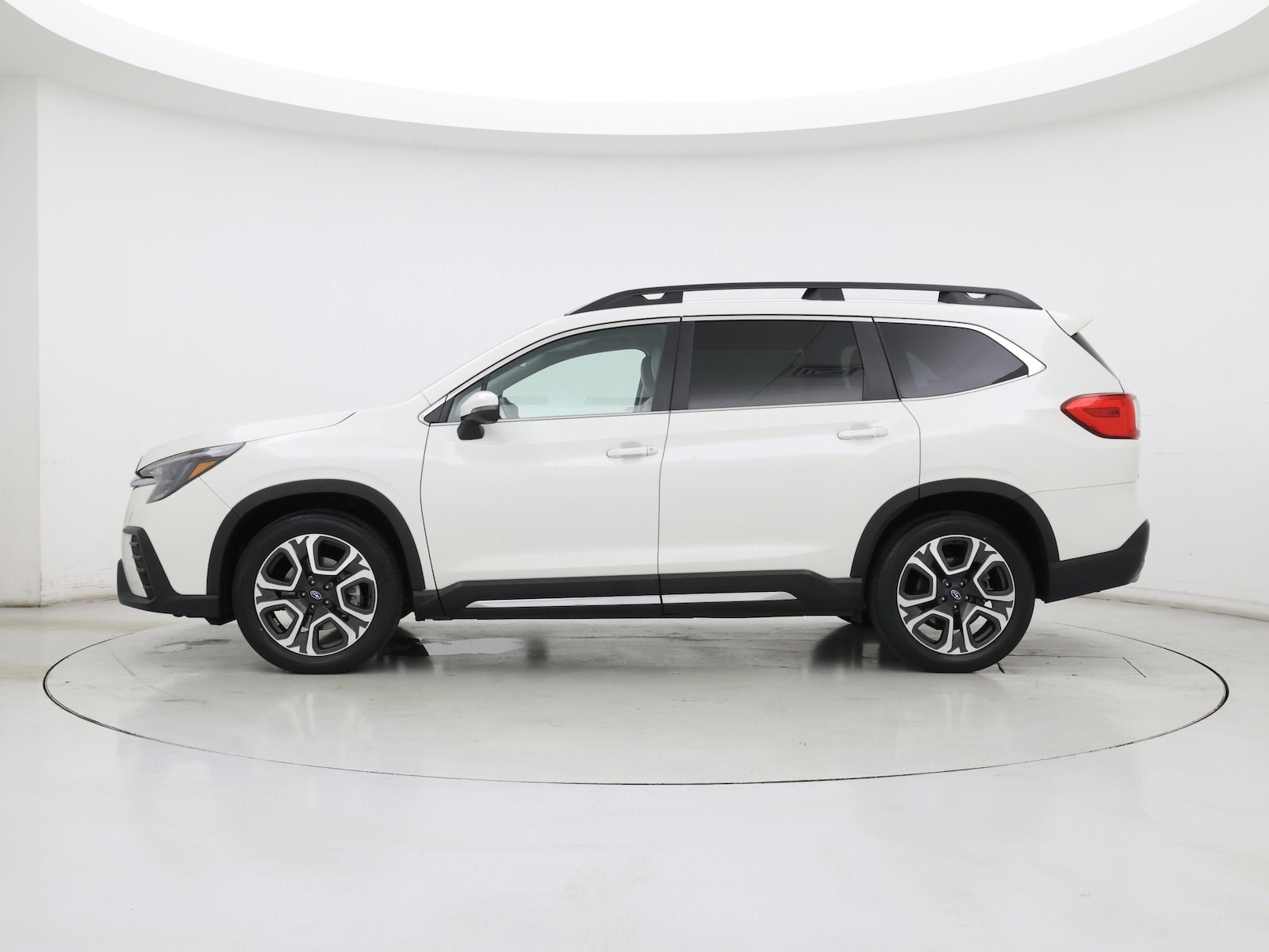 2023 Subaru Ascent Limited - Photo 4