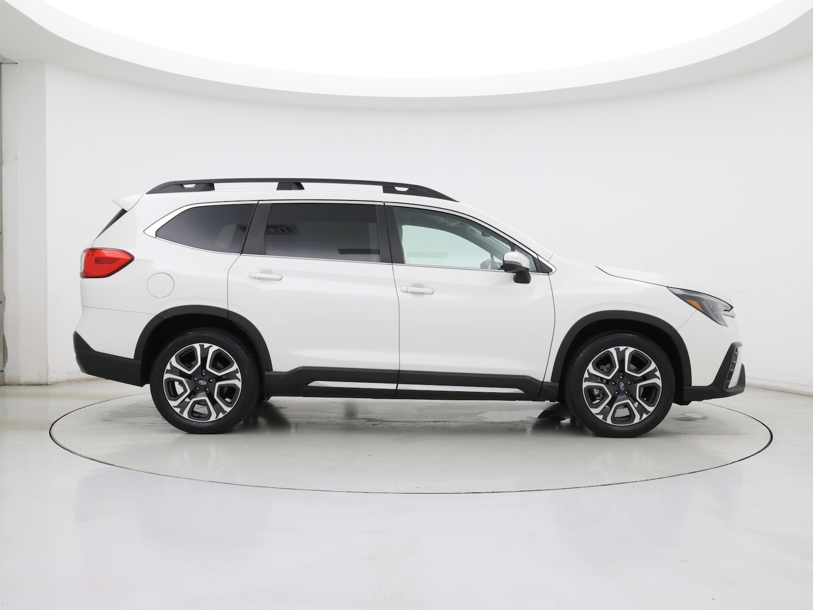 2023 Subaru Ascent Limited - Photo 8